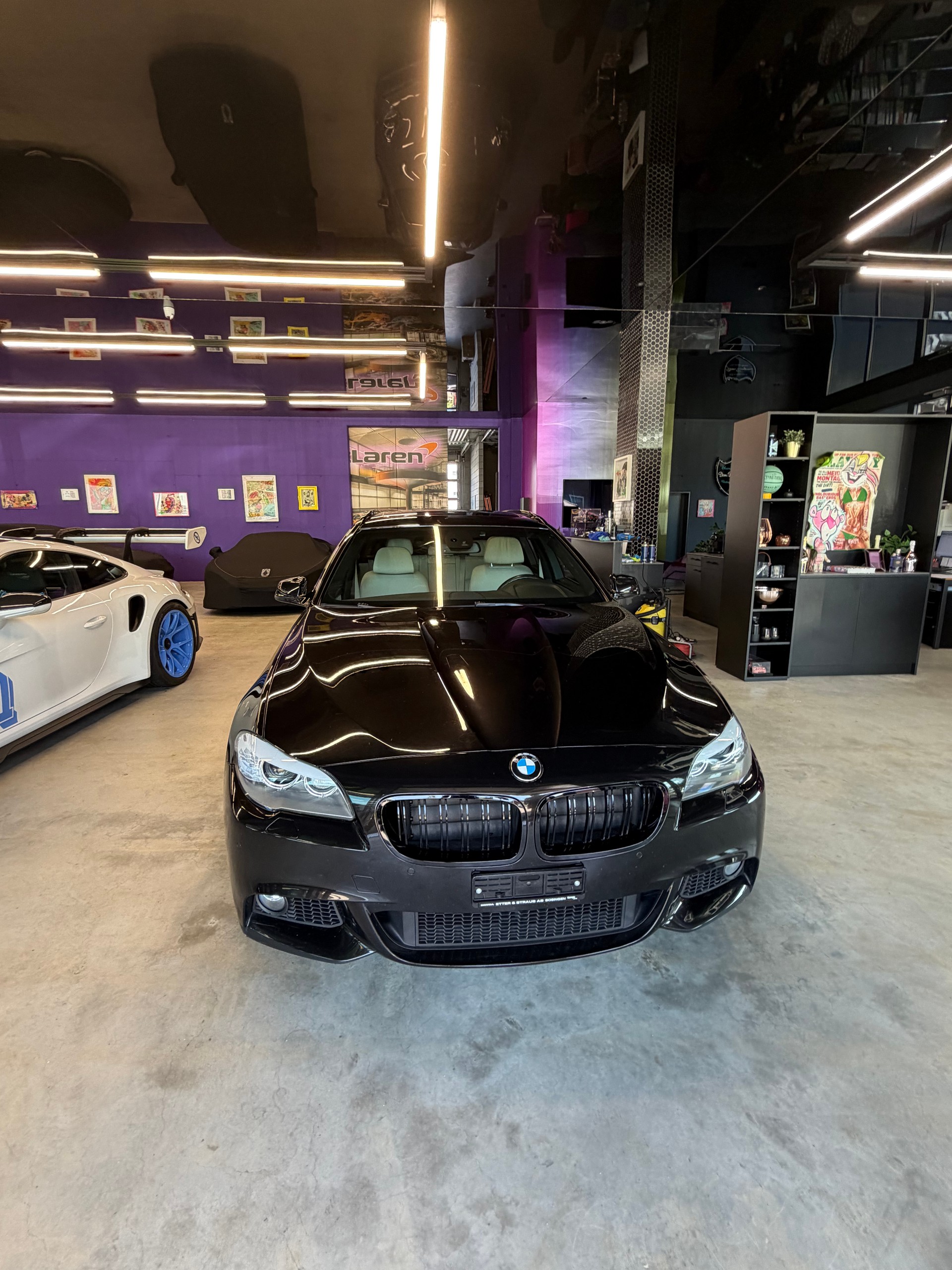 BMW 535d xDrive Touring Steptronic-image-4