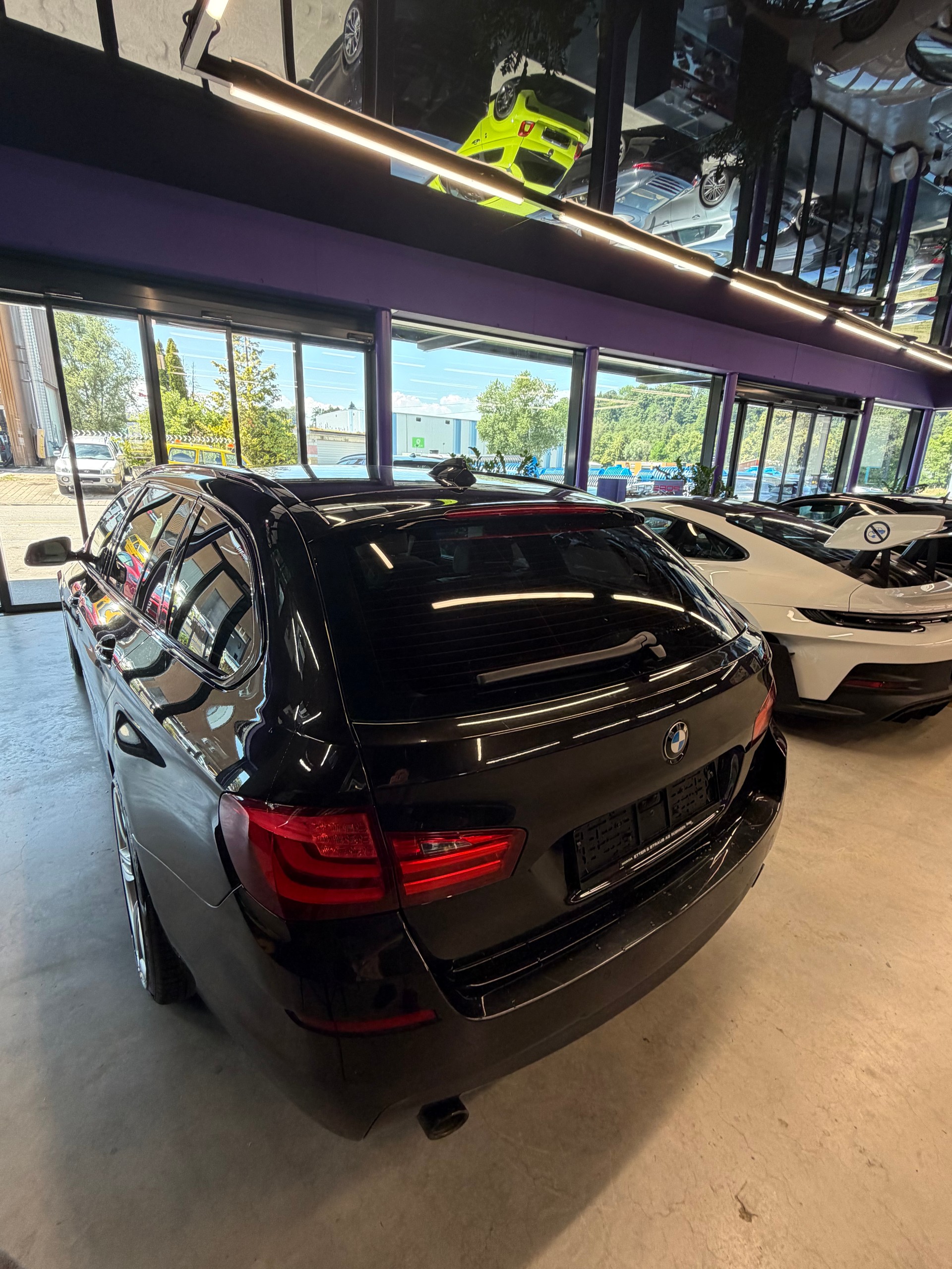 BMW 535d xDrive Touring Steptronic-image-8