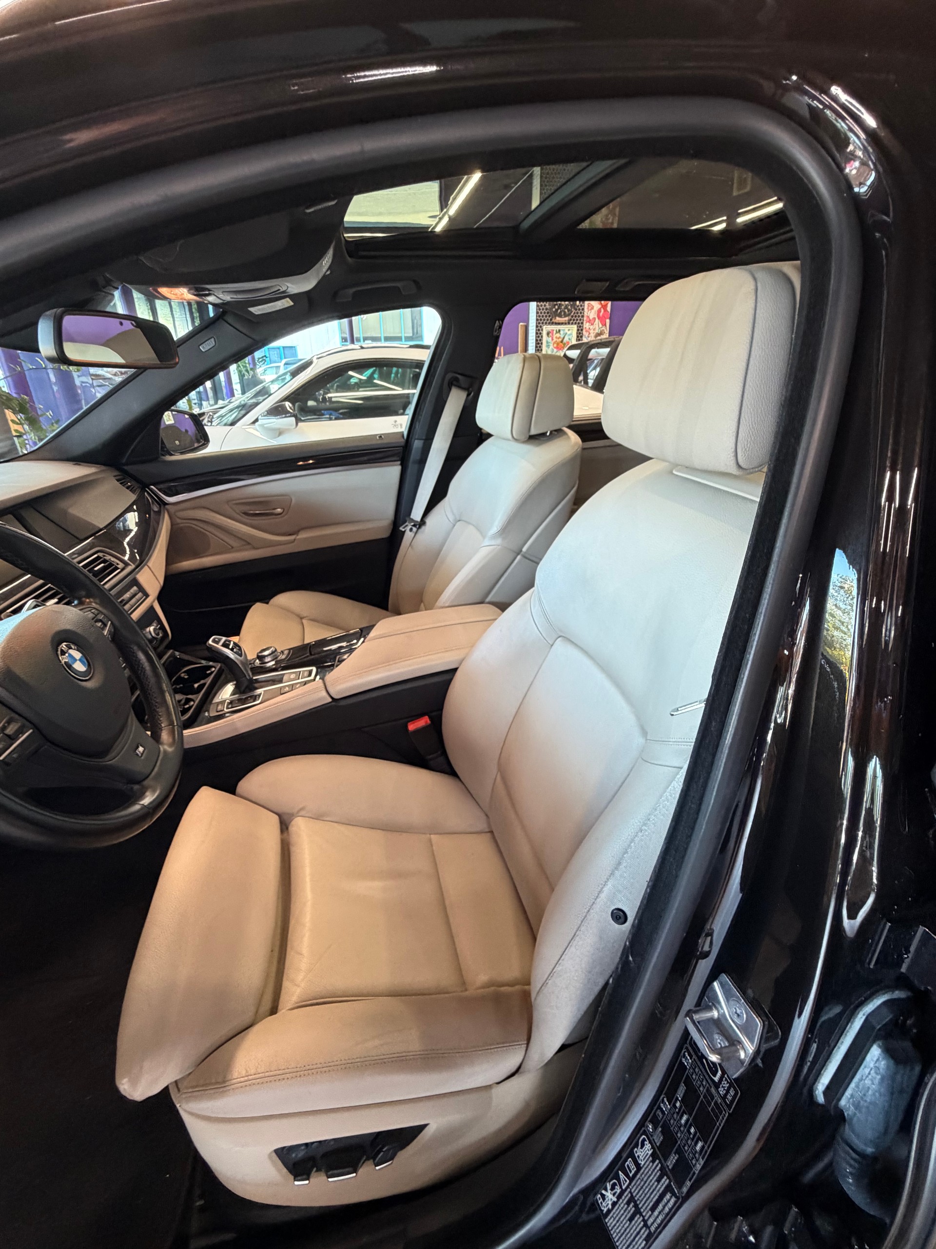 BMW 535d xDrive Touring Steptronic-image-15