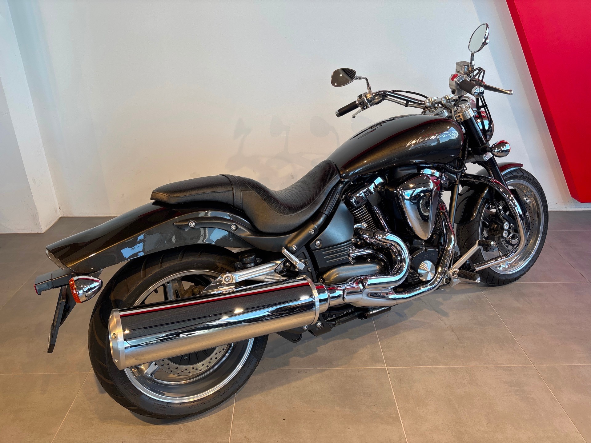 YAMAHA XV 1700 Warrior-showroom-element-2