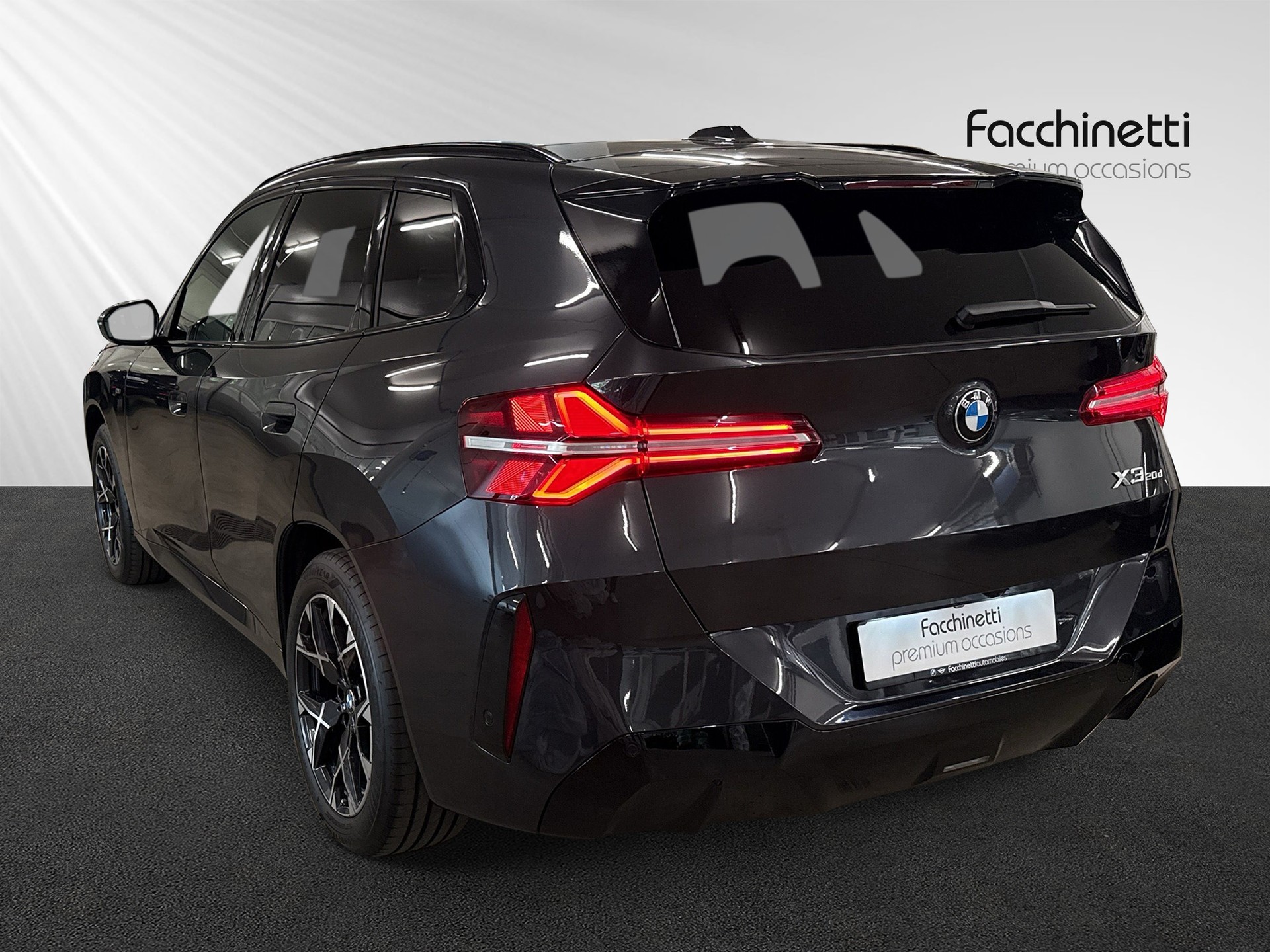 BMW X3 xDrive 48V 20d M Sport-showroom-element-2