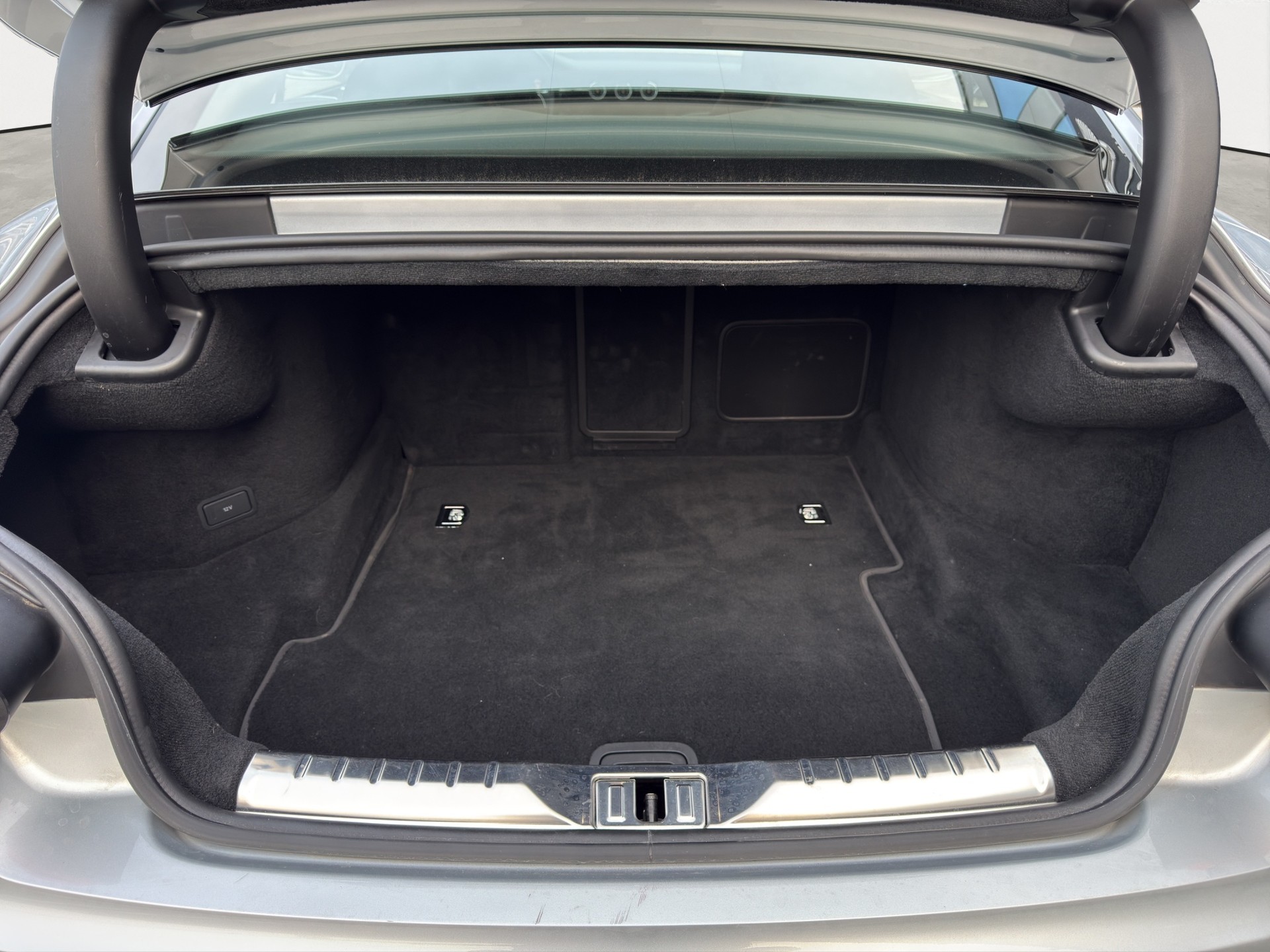 BENTLEY Continental GT 4.0 V8-image-13