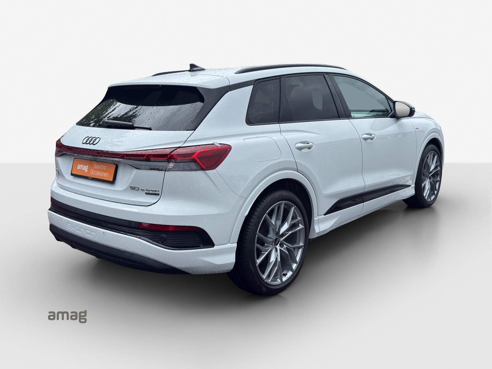 AUDI Q4 e-tron 50 quattro-image-5
