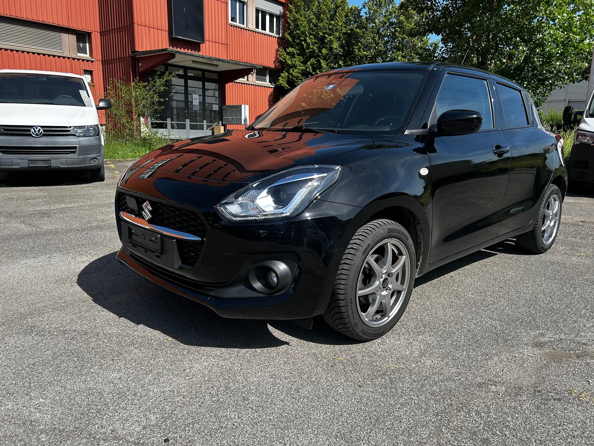 SUZUKI Swift 1.2 Compact Top 4x4 Hybrid-image-4