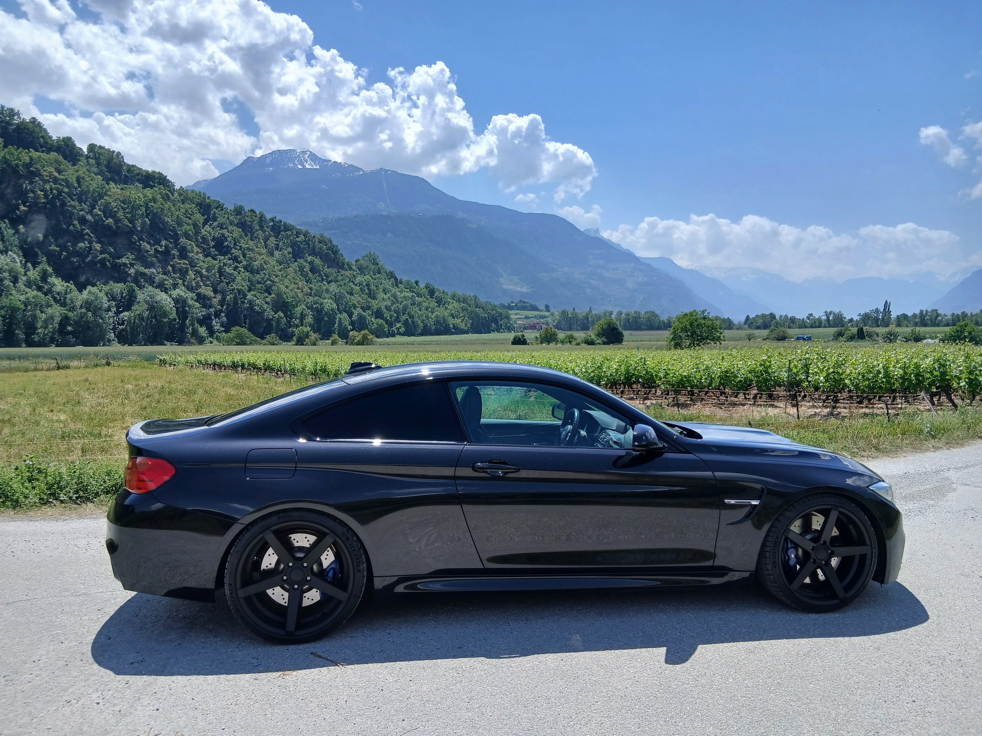 BMW M4-image-5