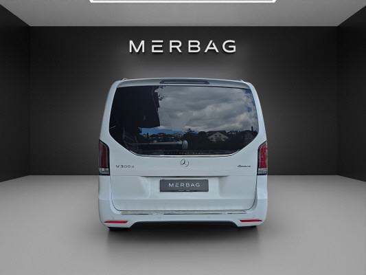 MERCEDES-BENZ V 300 d lang Exclus. 9G-T-image-4