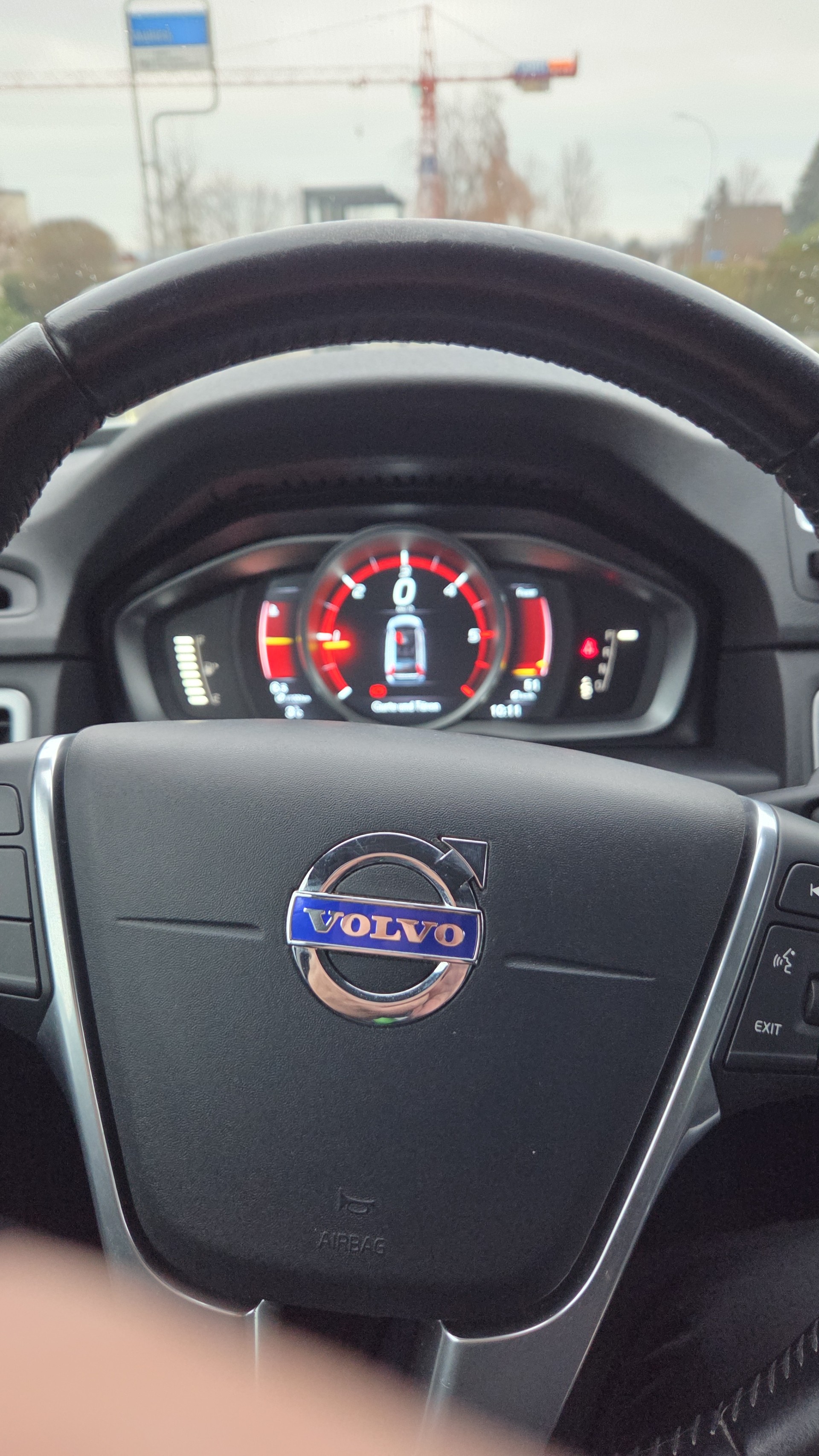 VOLVO 2.0 D3 Kinetic-image-4