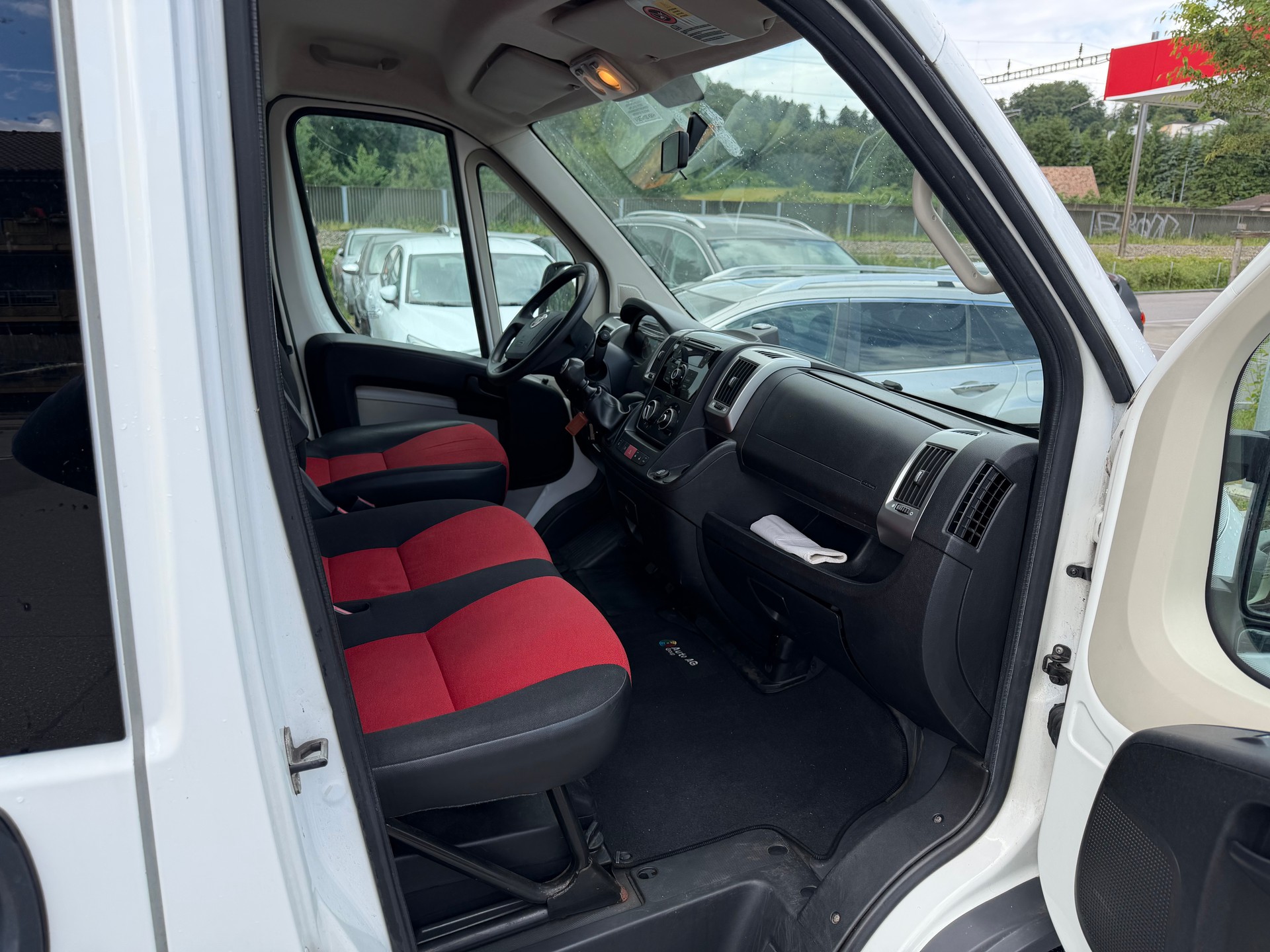 FIAT Ducato 17Q 2.3 MJ -9Plätze frisch ab Mfk-image-11