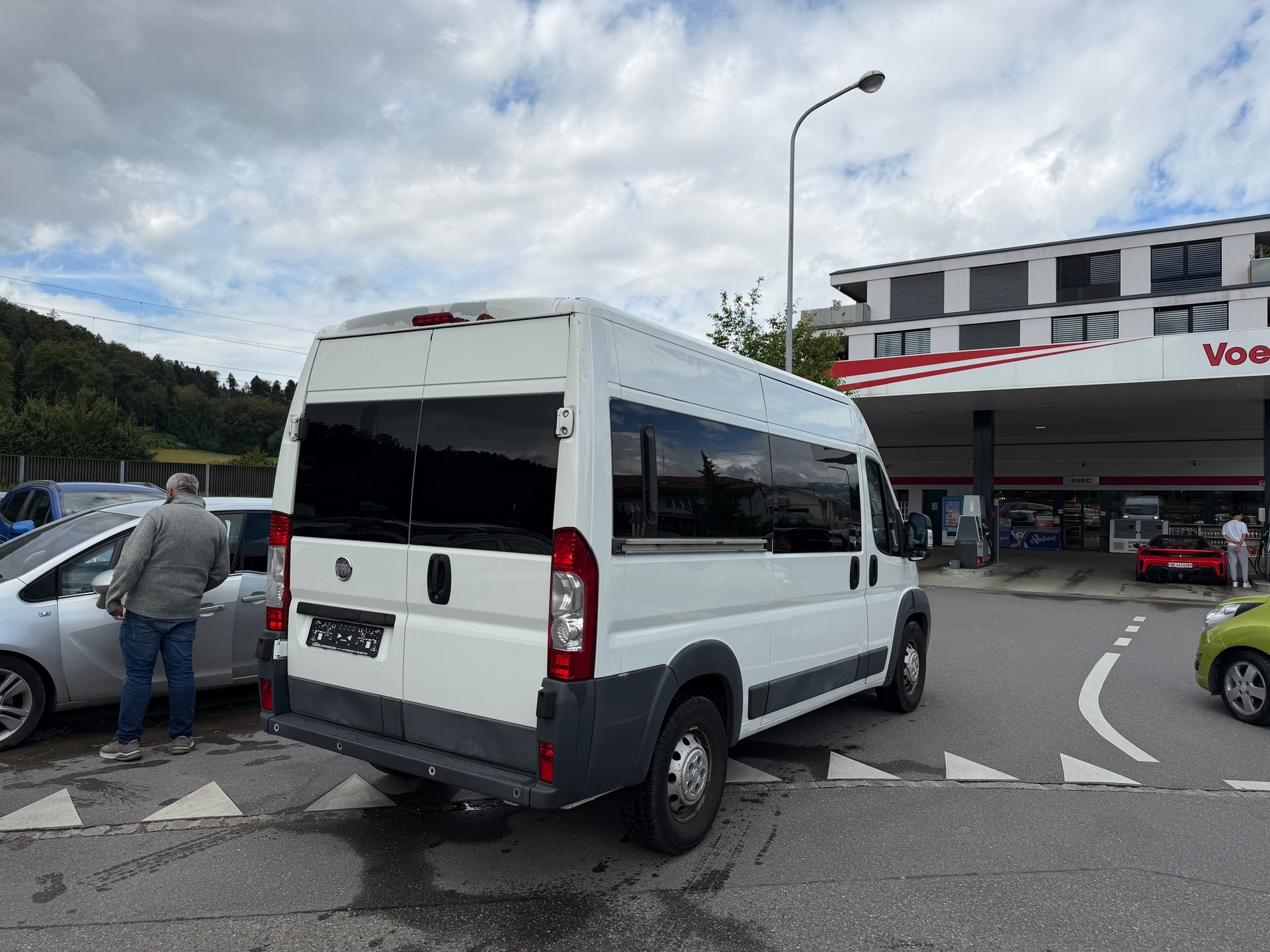 FIAT Ducato 17Q 2.3 MJ -9Plätze frisch ab Mfk-showroom-element-2