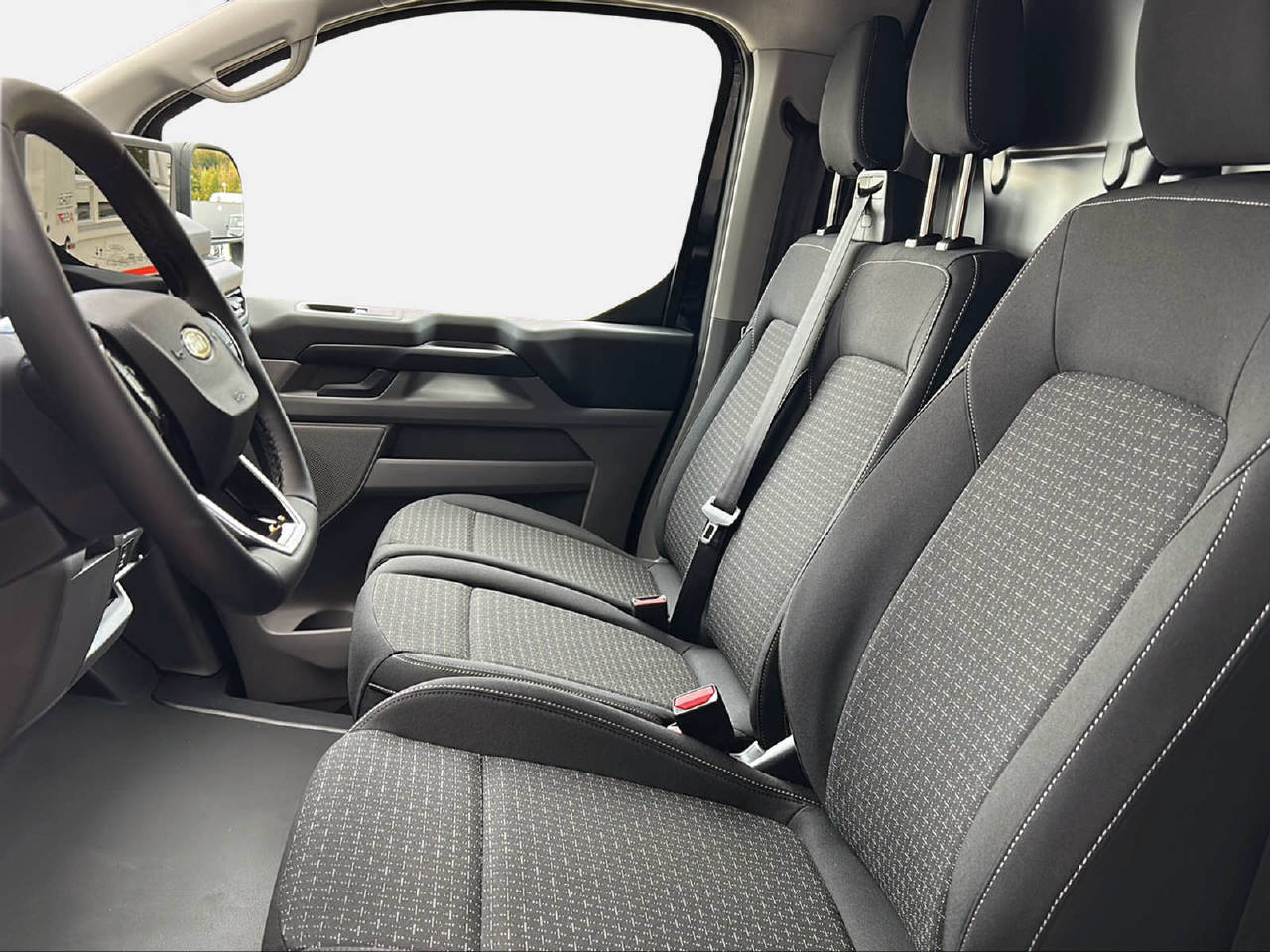 FORD Transit Custom Van 320 L1 2.0 EcoBlue 136 Trend-showroom-element-1