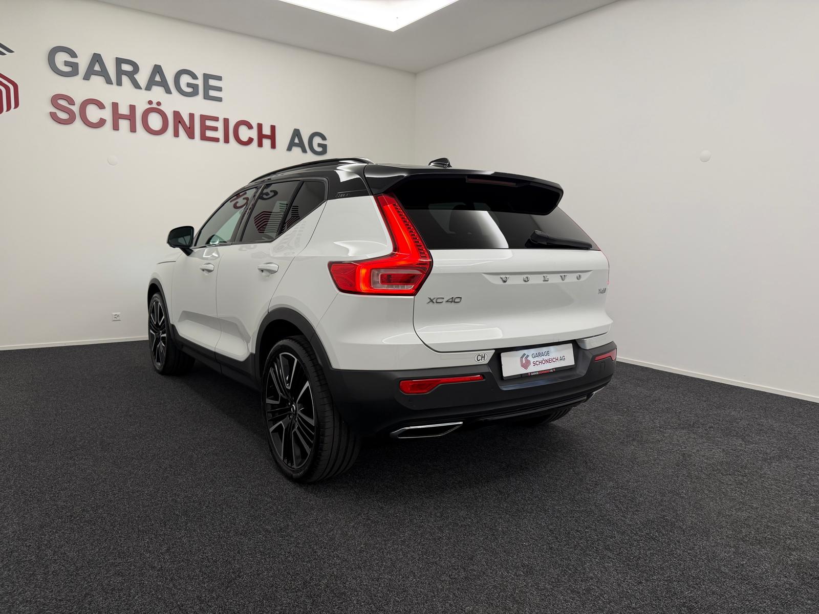 VOLVO XC40 T4 AWD Momentum Geartronic-image-6