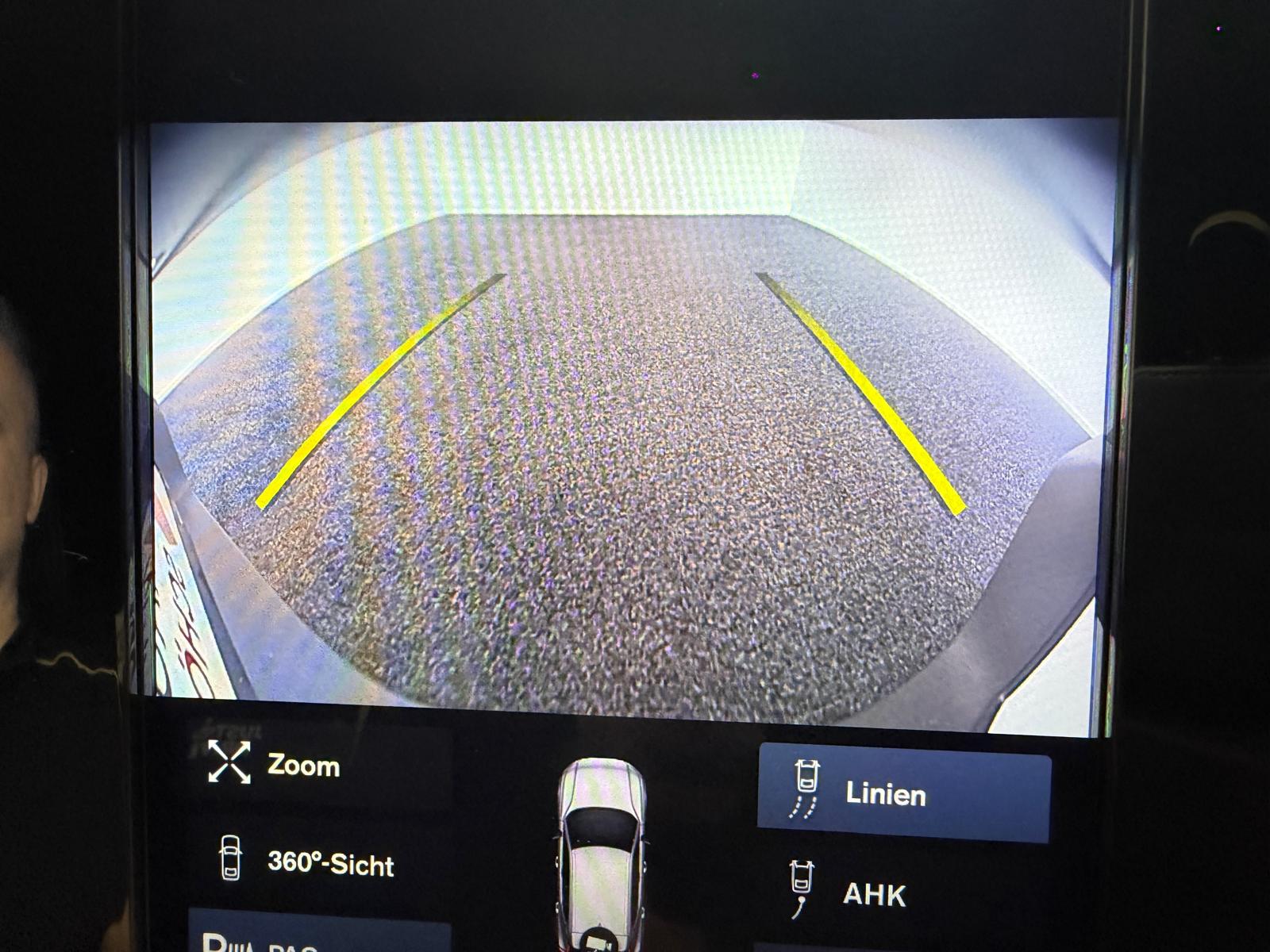 VOLVO XC40 T4 AWD Momentum Geartronic-image-27