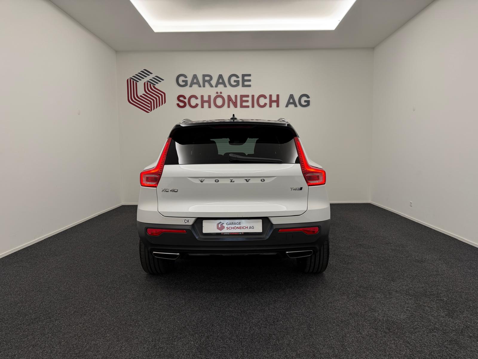 VOLVO XC40 T4 AWD Momentum Geartronic-image-5