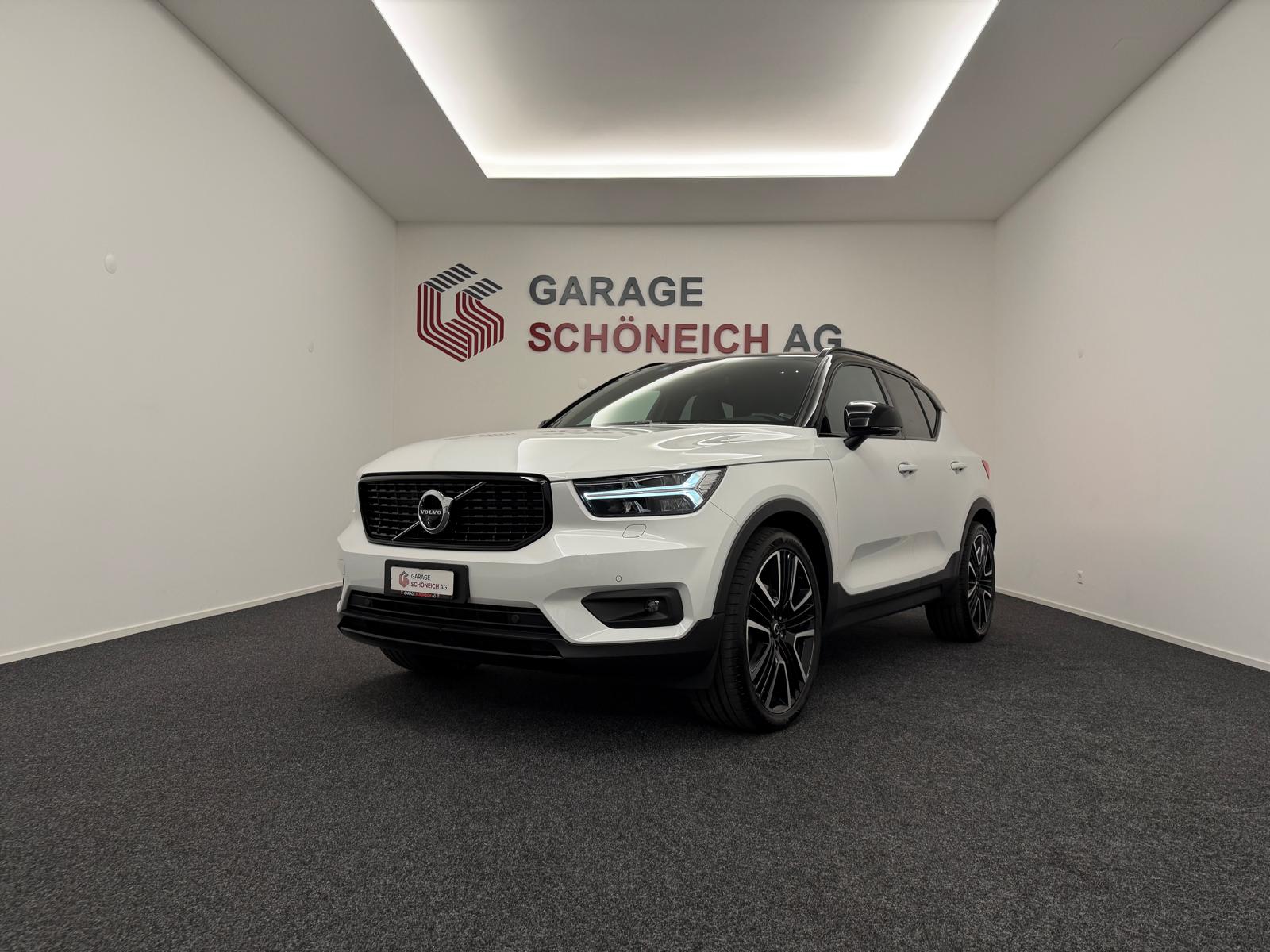 VOLVO XC40 T4 AWD Momentum Geartronic-image-0