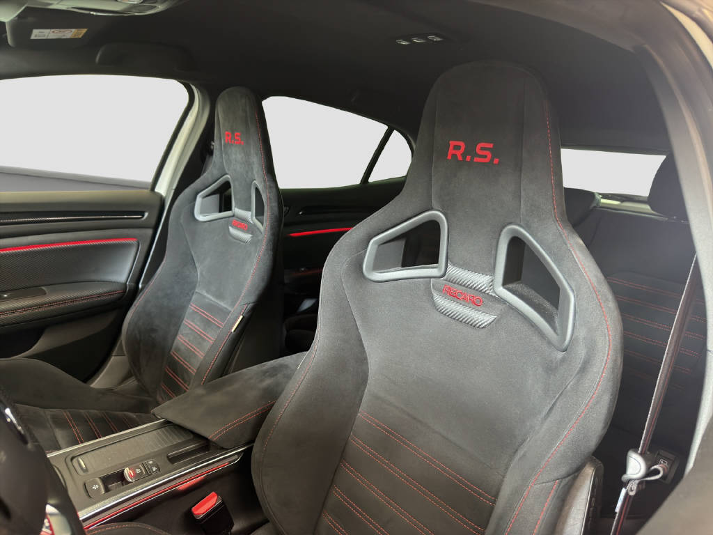 RENAULT Mégane Sport 1.8 T Trophy EDC-image-8