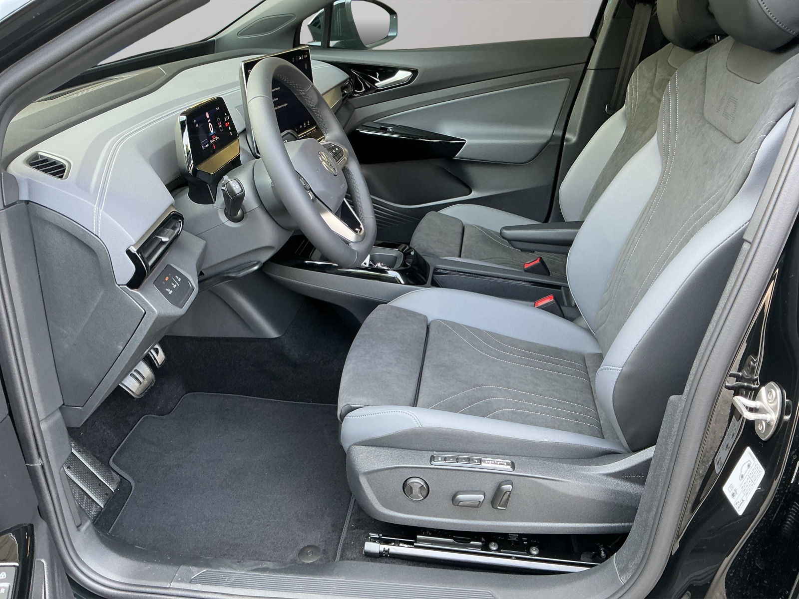 VW ID.4 Pro United 77 kWh 4 Motion-image-4