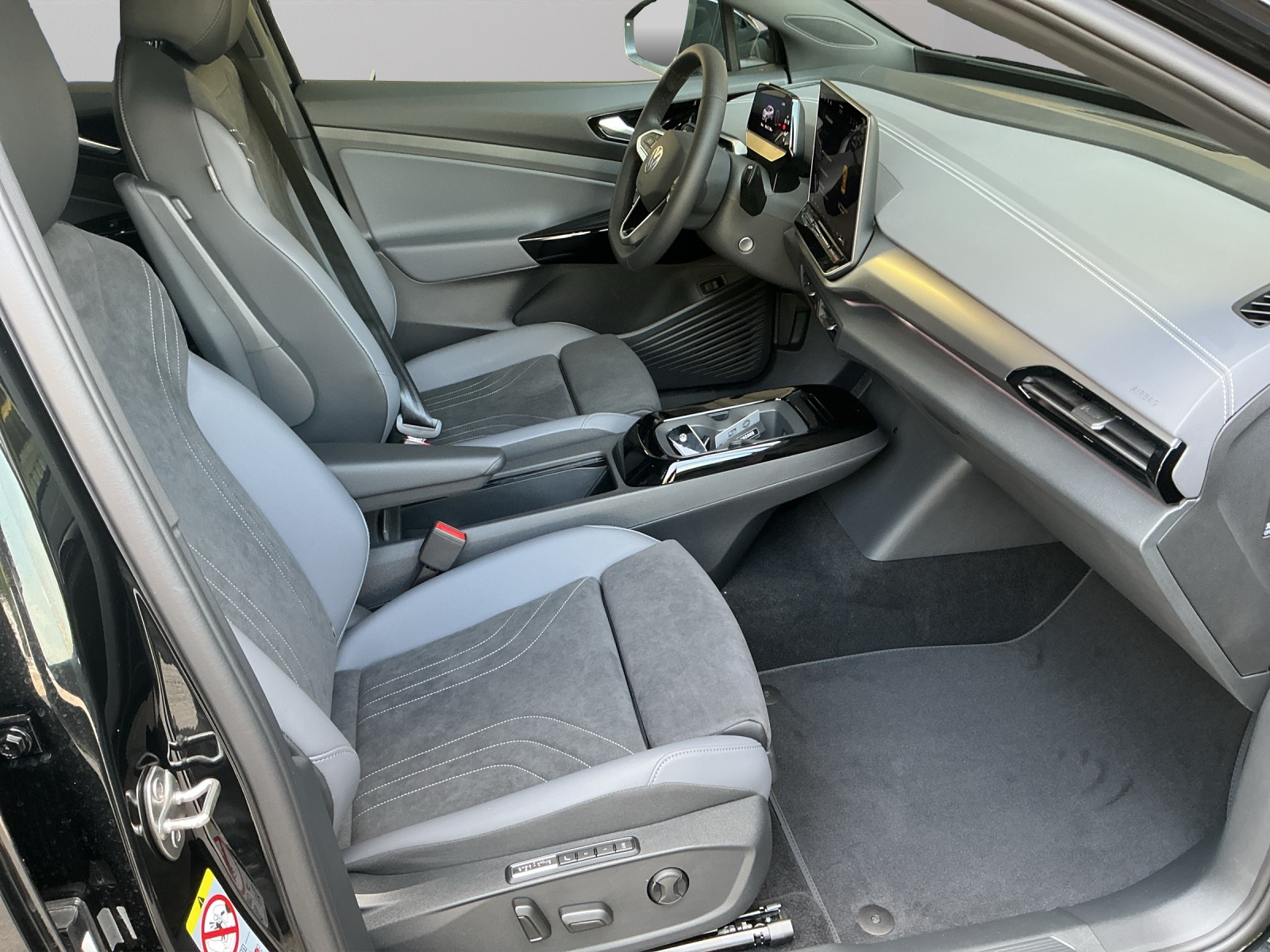 VW ID.4 Pro United 77 kWh 4 Motion-image-10