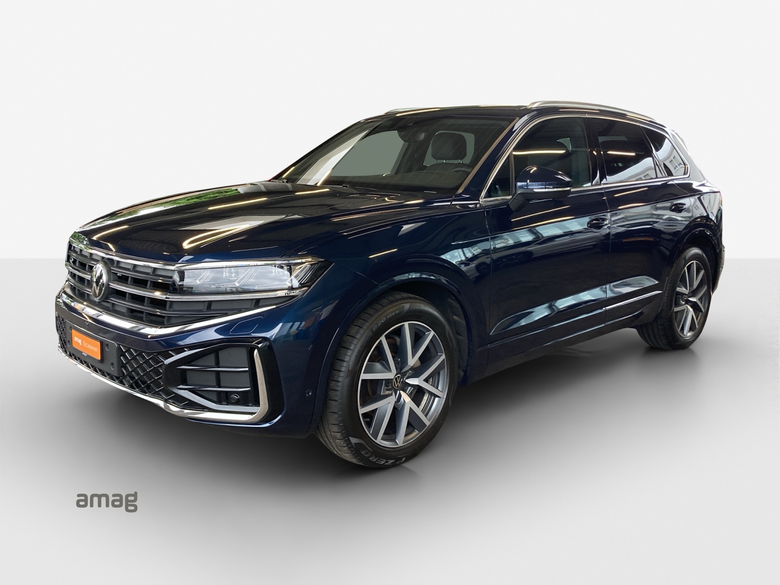 VW Touareg 3.0 TDI R-Line Tiptronic-image-0