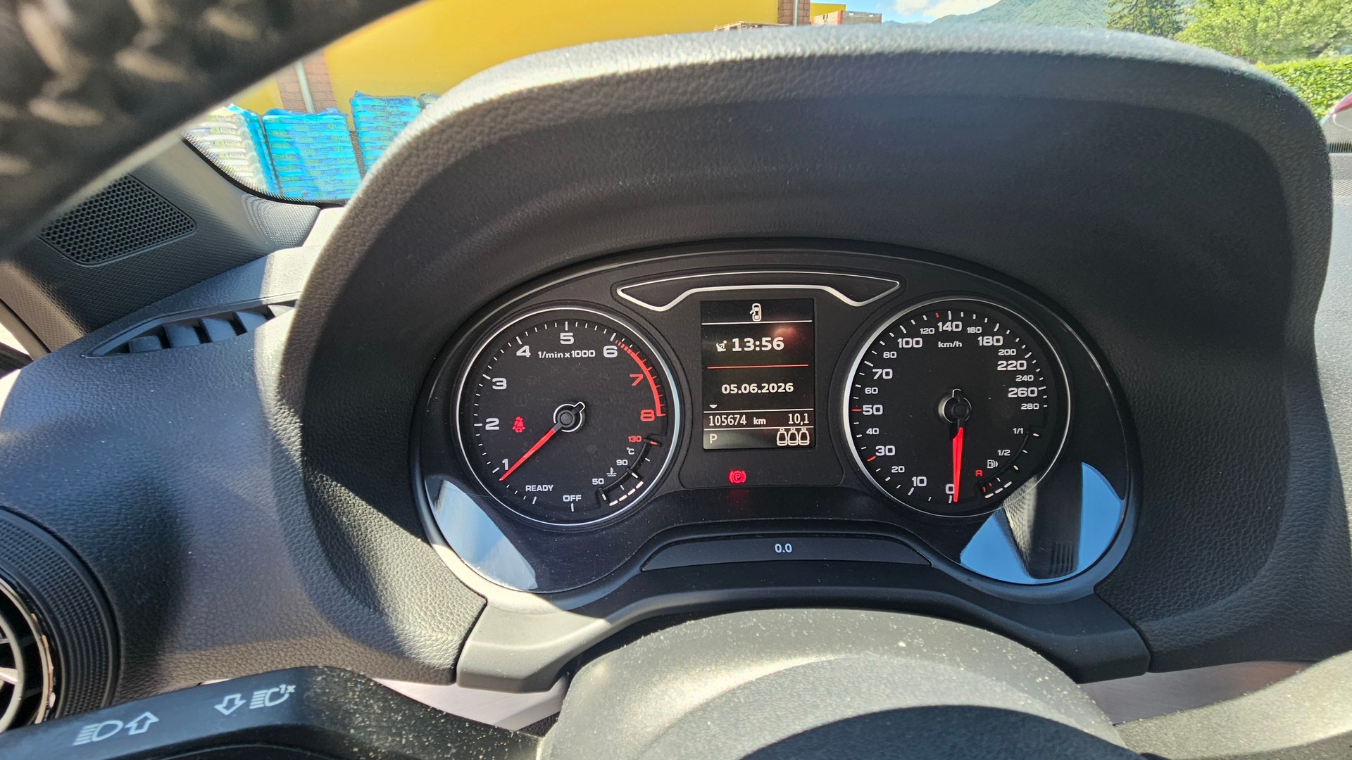 AUDI Q2 2.0 TFSI sport quattro S-tronic-image-4