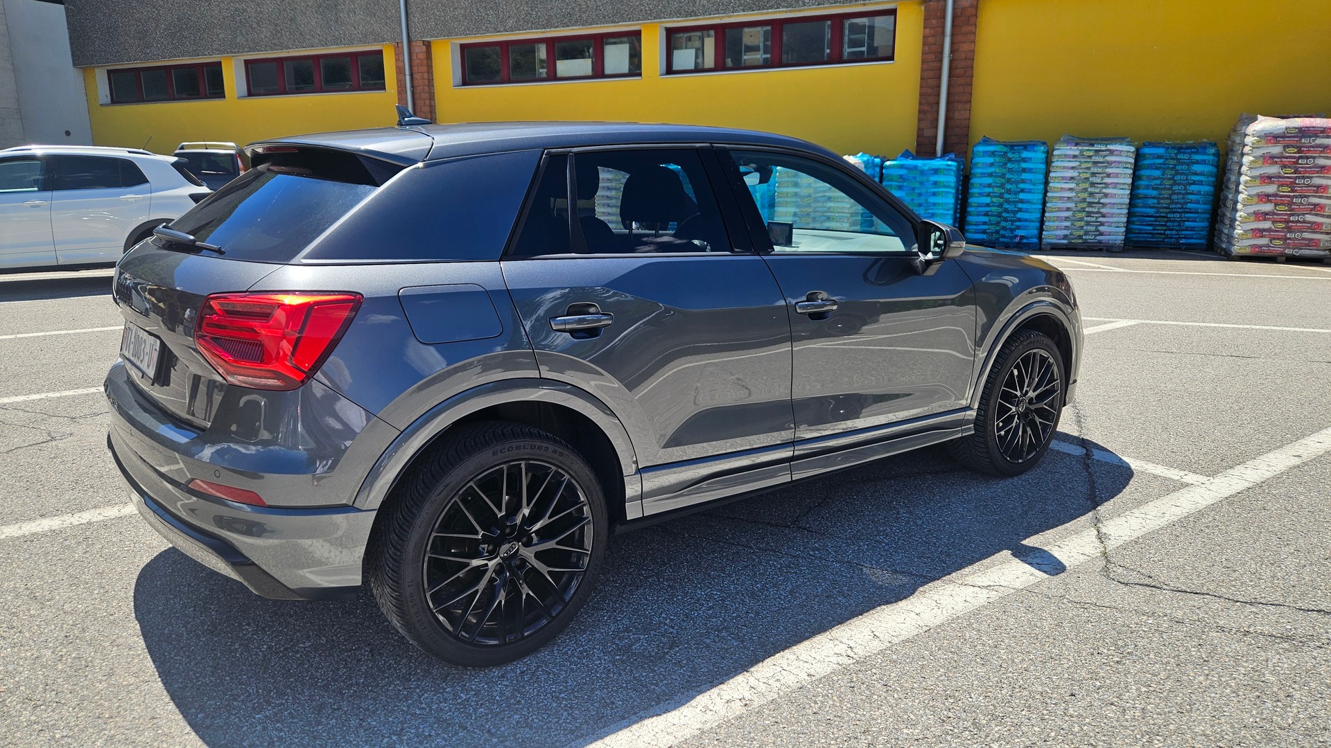 AUDI Q2 2.0 TFSI sport quattro S-tronic-image-1