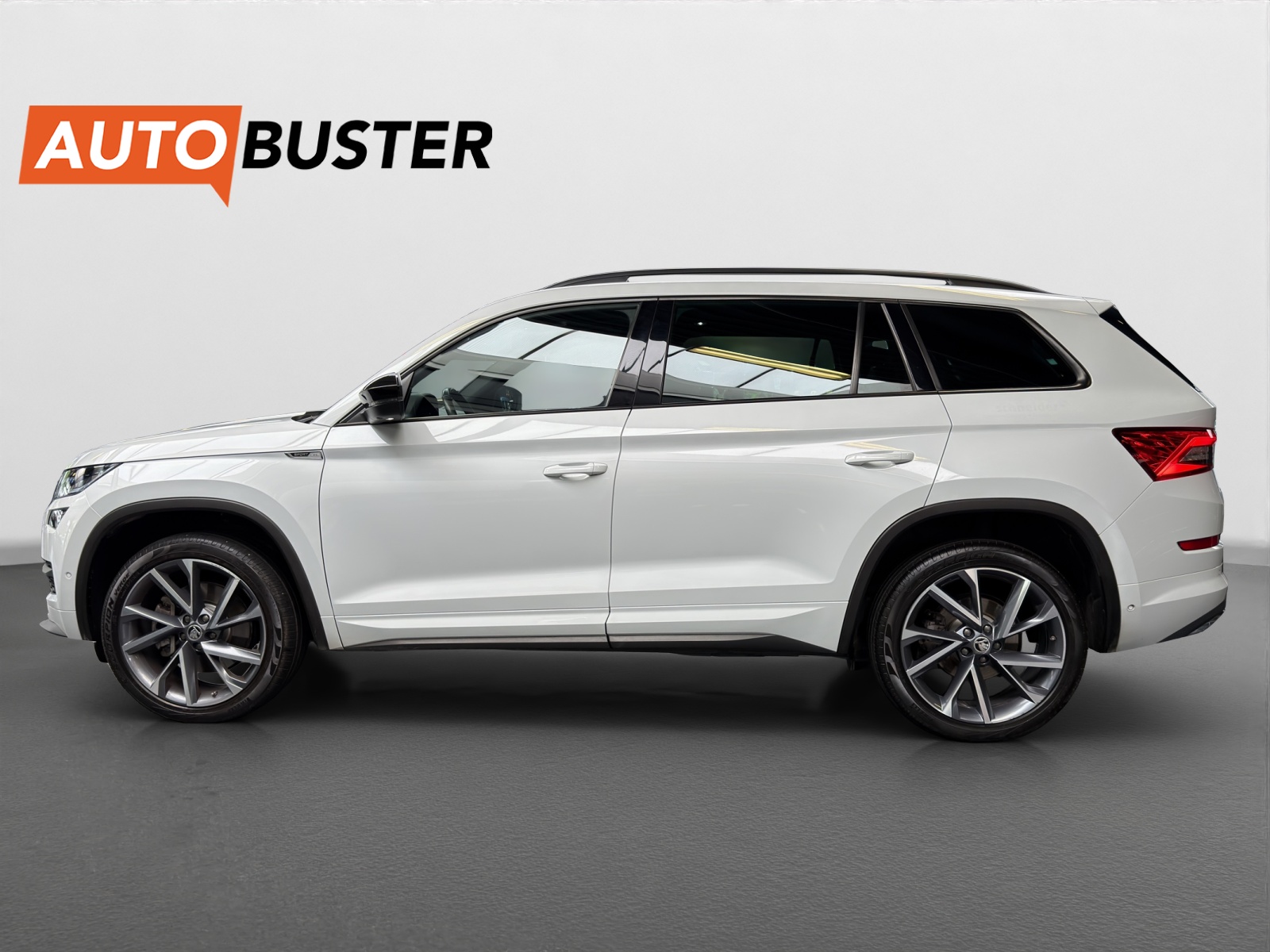 SKODA Kodiaq 2.0 TDI SCR SportLine 4x4 DSG-image-1
