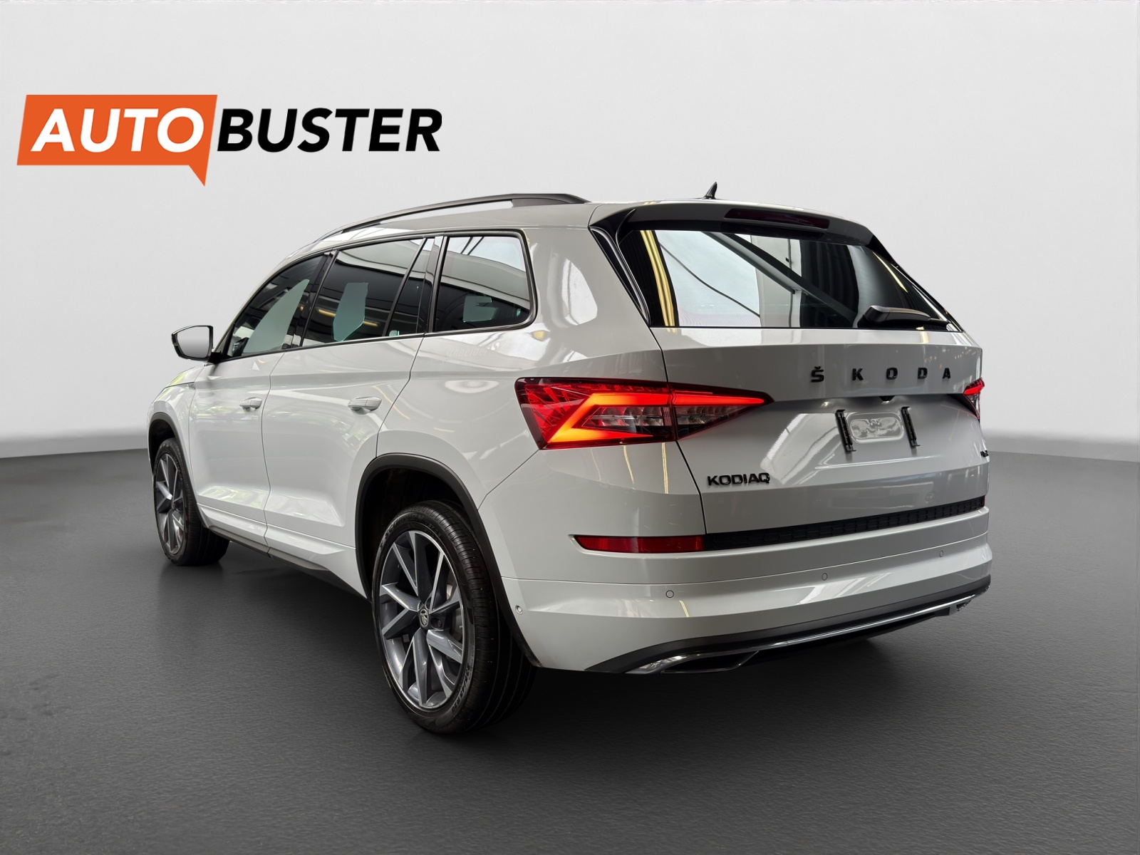 SKODA Kodiaq 2.0 TDI SCR SportLine 4x4 DSG-image-2