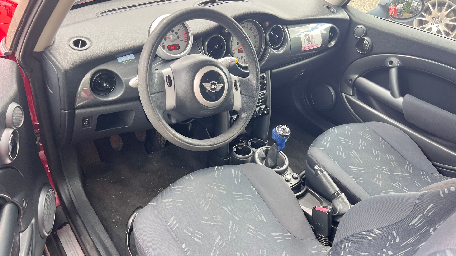 MINI One-image-5