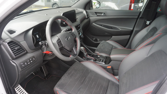 HYUNDAI Tucson 2.0 CRDI N-Line4WD-image-9
