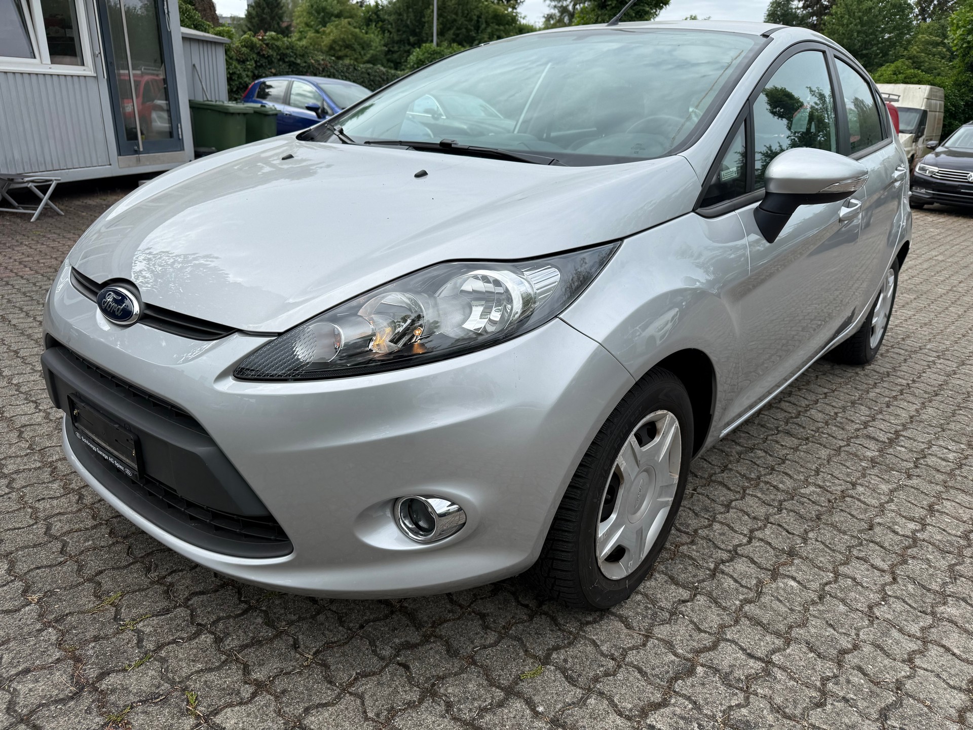 FORD Fiesta 1.4 16V Trend+ Automatic-image-0