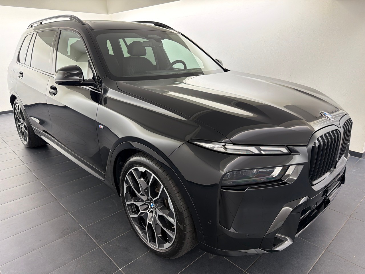 BMW X7 xDr 48 40d M Sport Pro-image-3