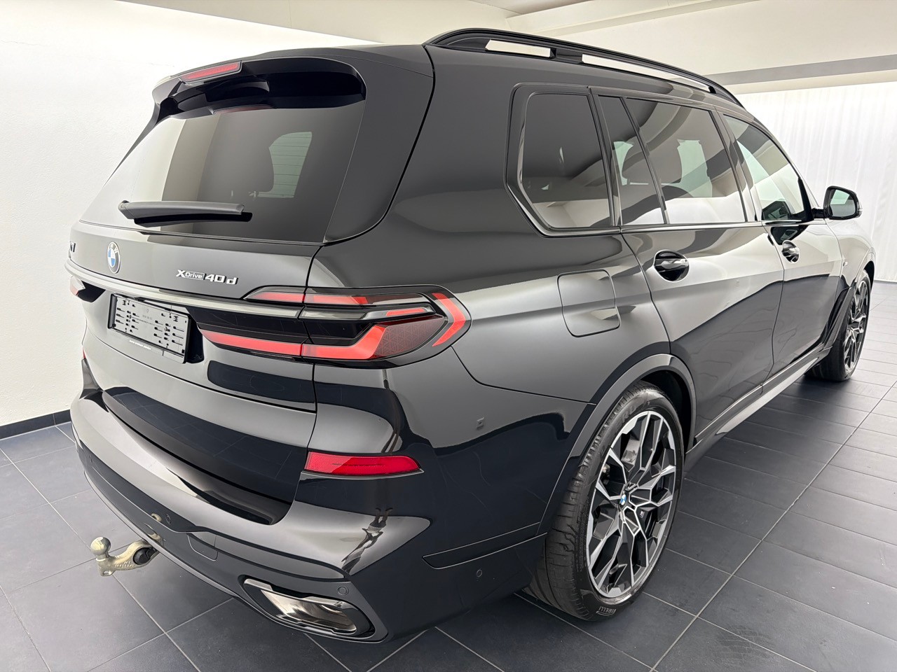BMW X7 xDr 48 40d M Sport Pro-image-2