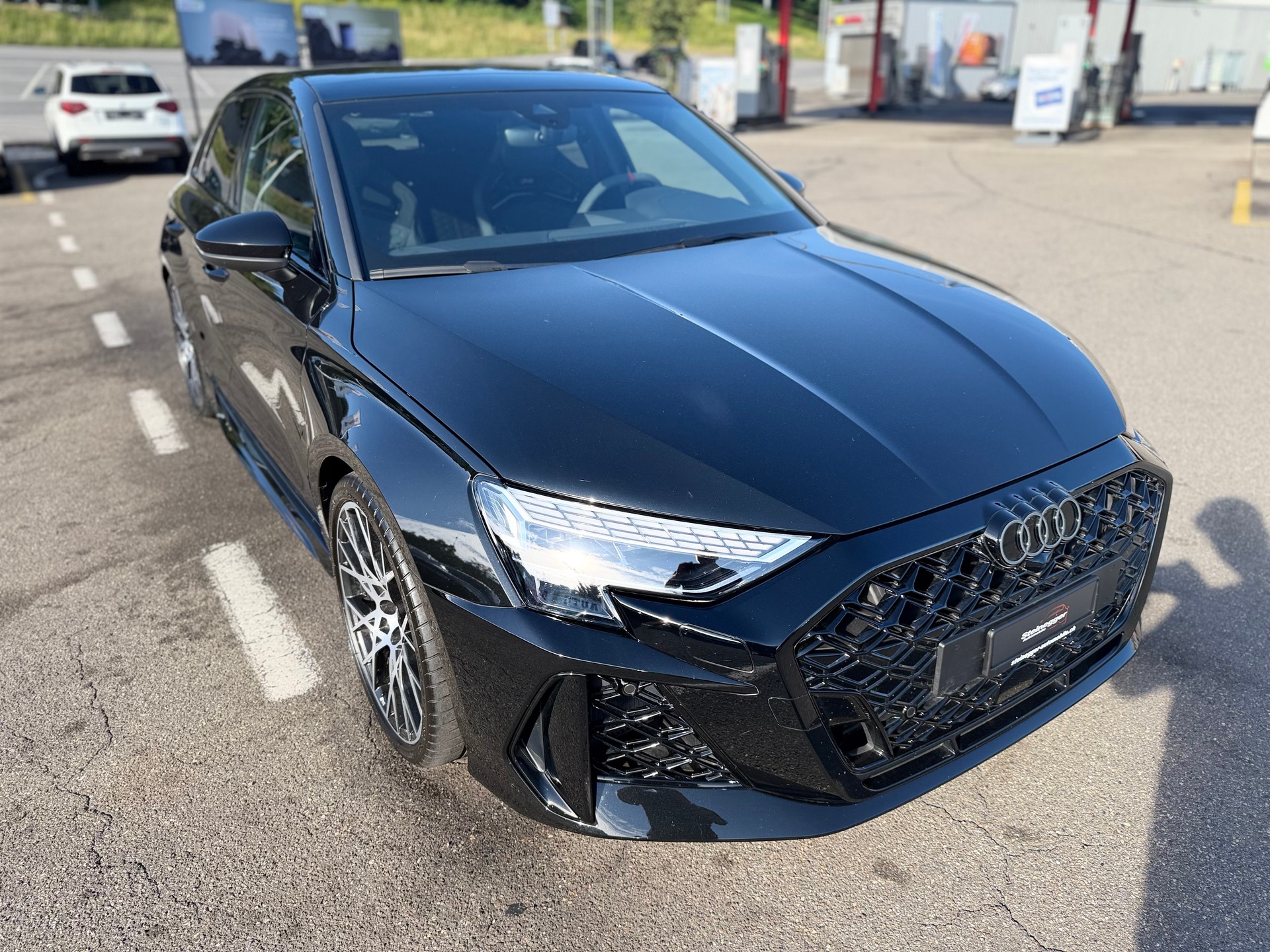 AUDI RS3 Sportback 2.5 TSI quattro S-tronic ° Carbon Schalensitze °