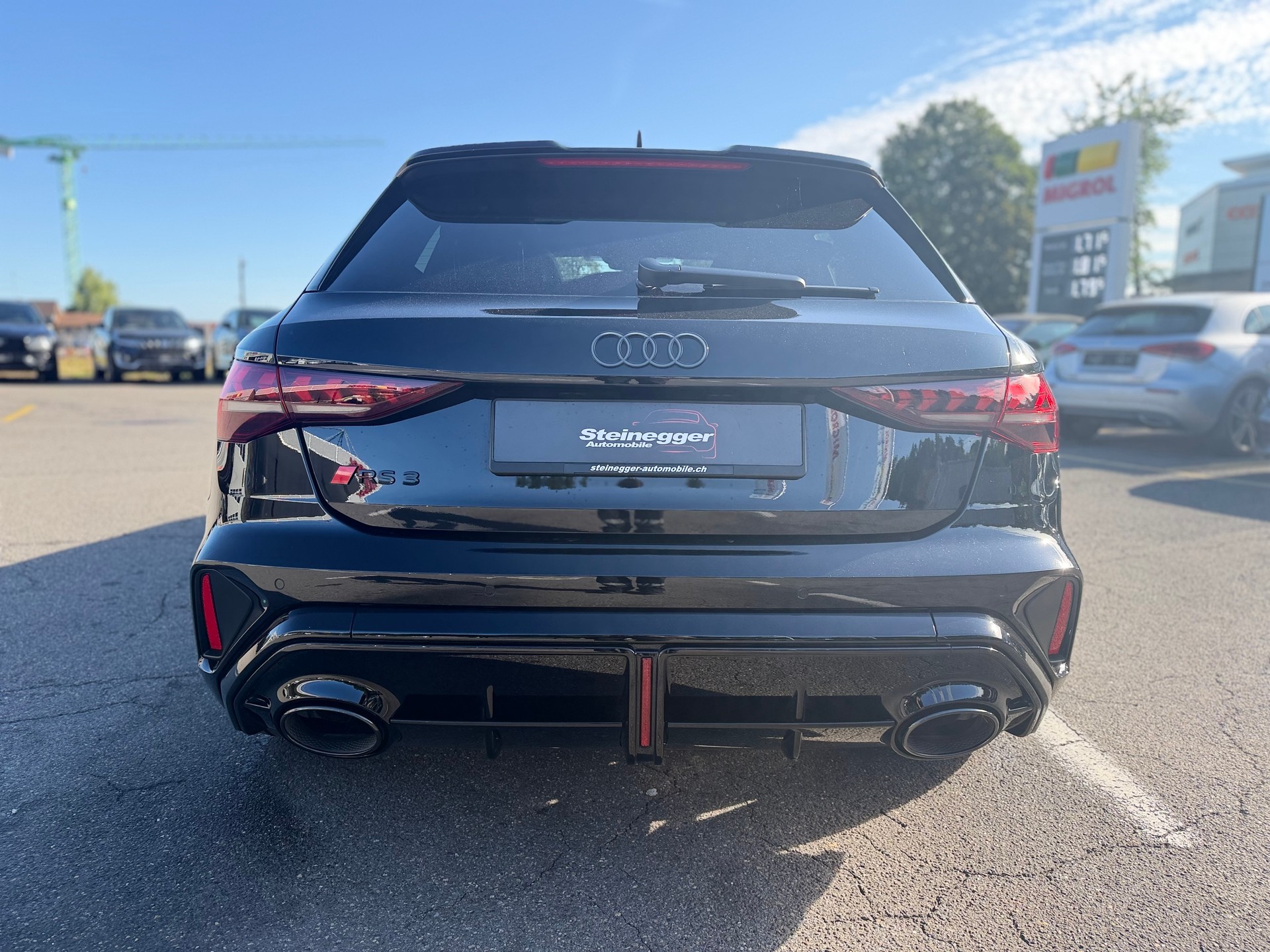 AUDI RS3 Sportback 2.5 TSI quattro S-tronic ° Carbon Schalensitze °-image-9