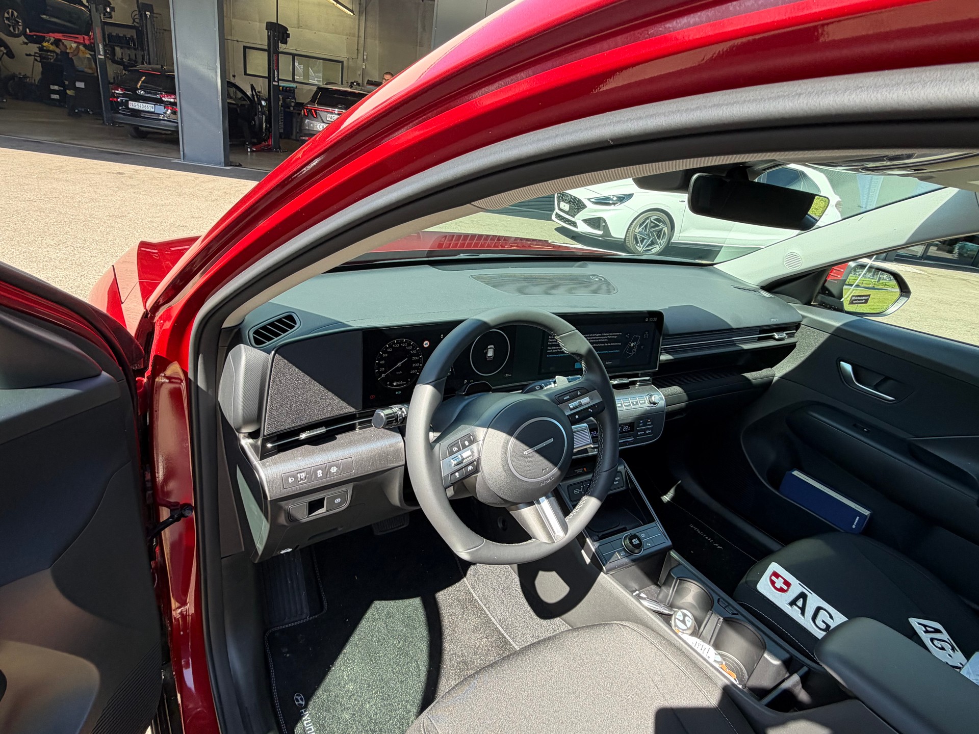 HYUNDAI Kona 1.6 GDi HEV Origo DCT-image-4