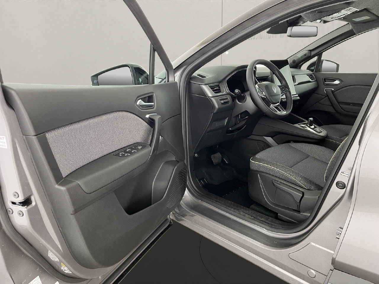 RENAULT Captur 1.8 E-Tech techno-image-6