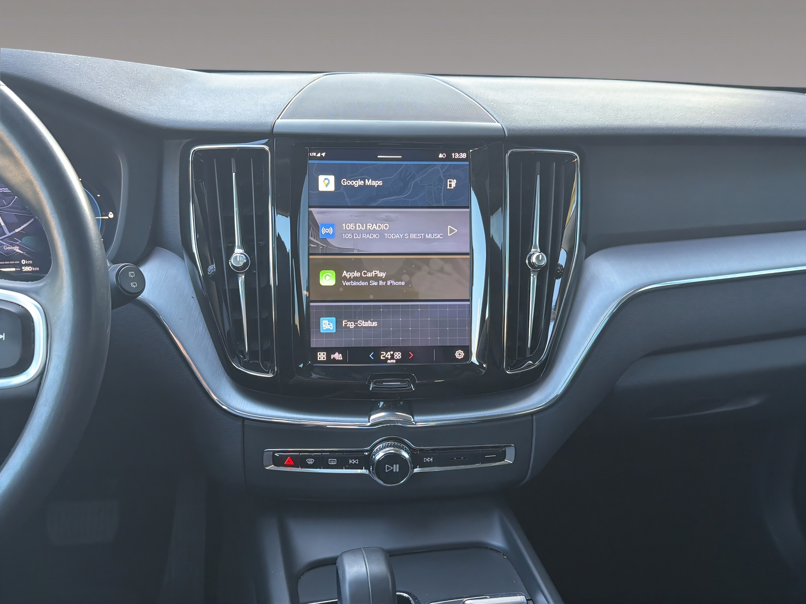 VOLVO XC60 2.0 T6 TE Inscription Expression eAWD-image-12