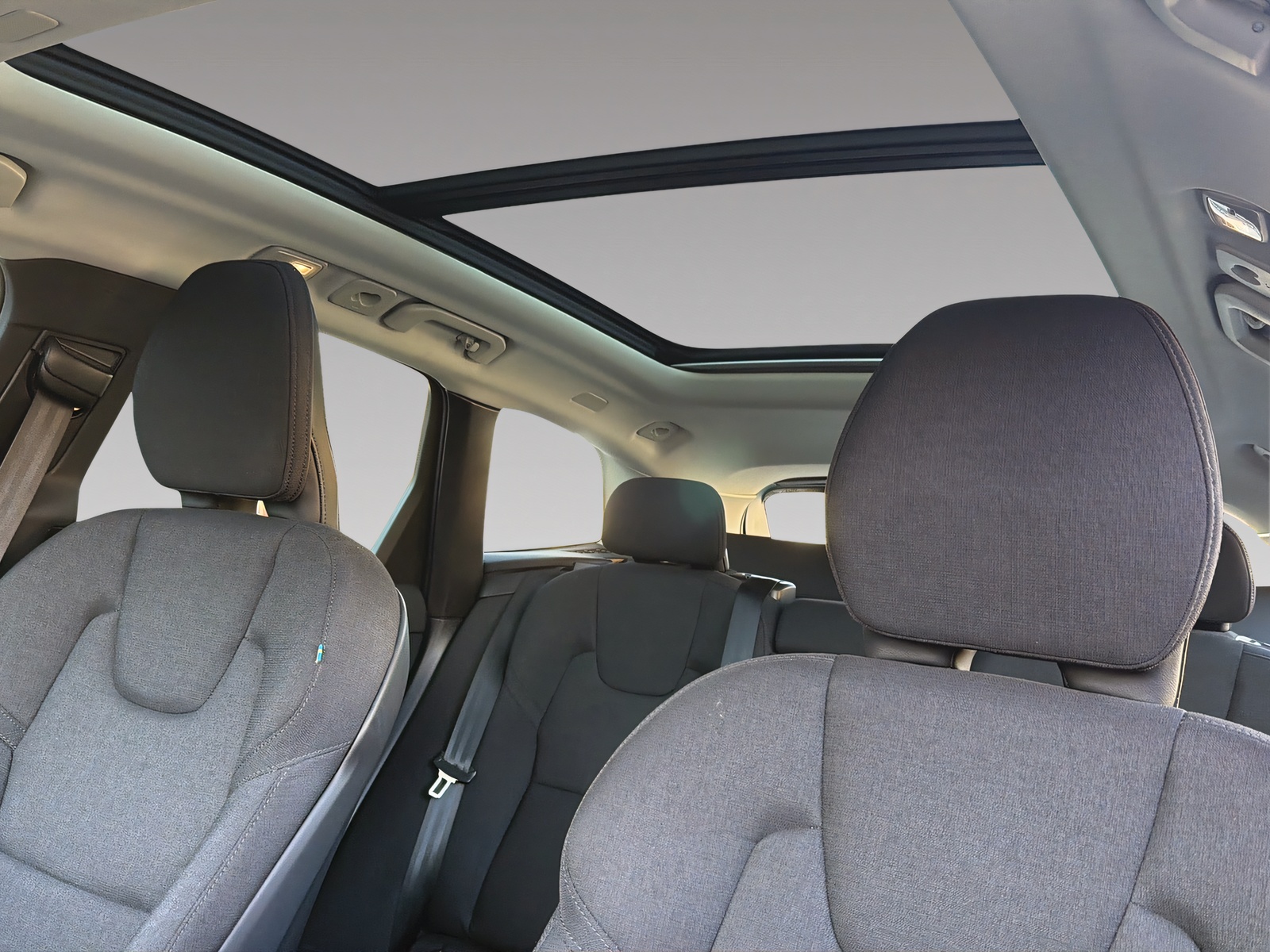 VOLVO XC60 2.0 T6 TE Inscription Expression eAWD-image-8