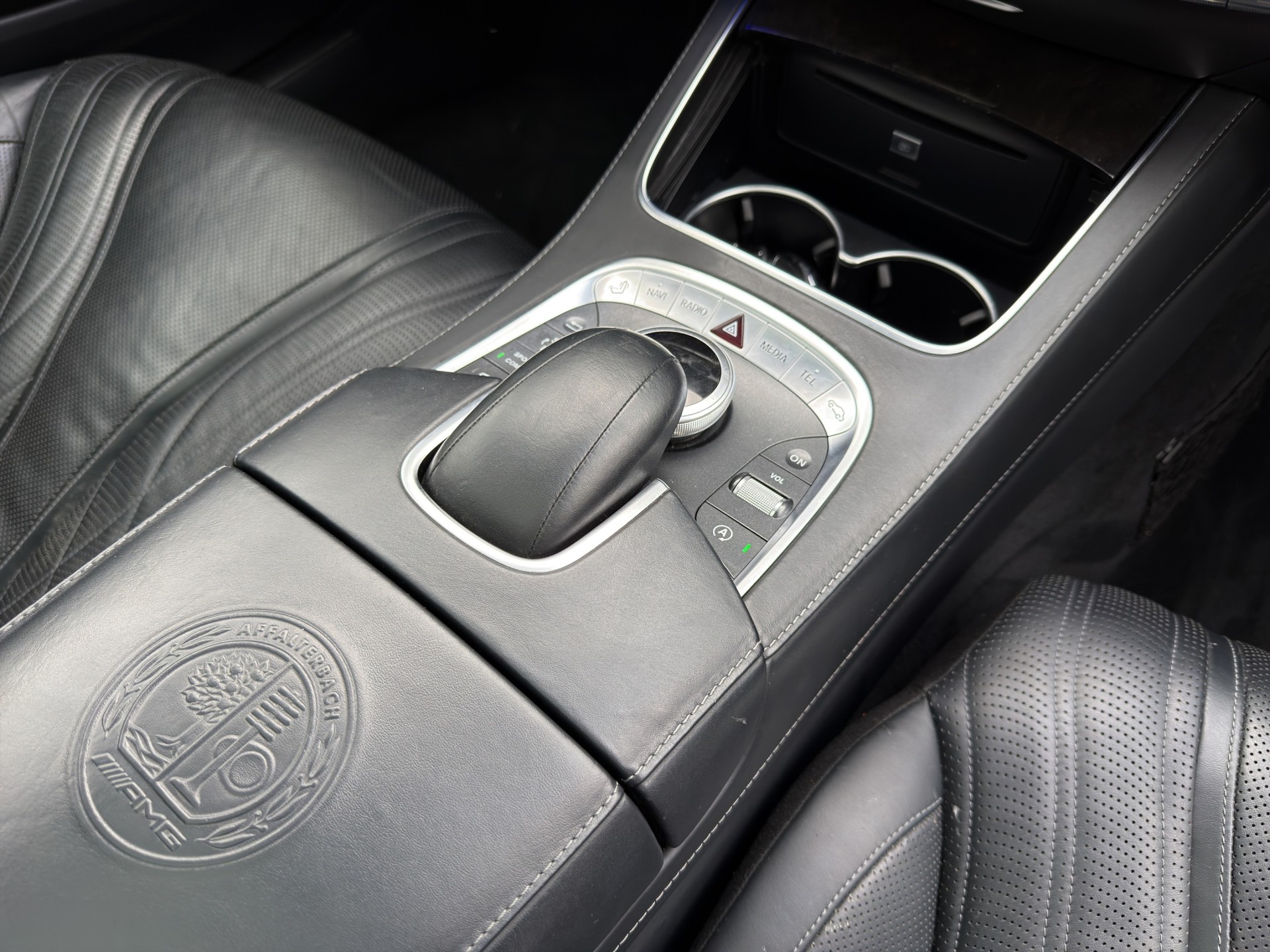 MERCEDES-BENZ S 63 AMG L 4Matic Speedshift MCT-image-17