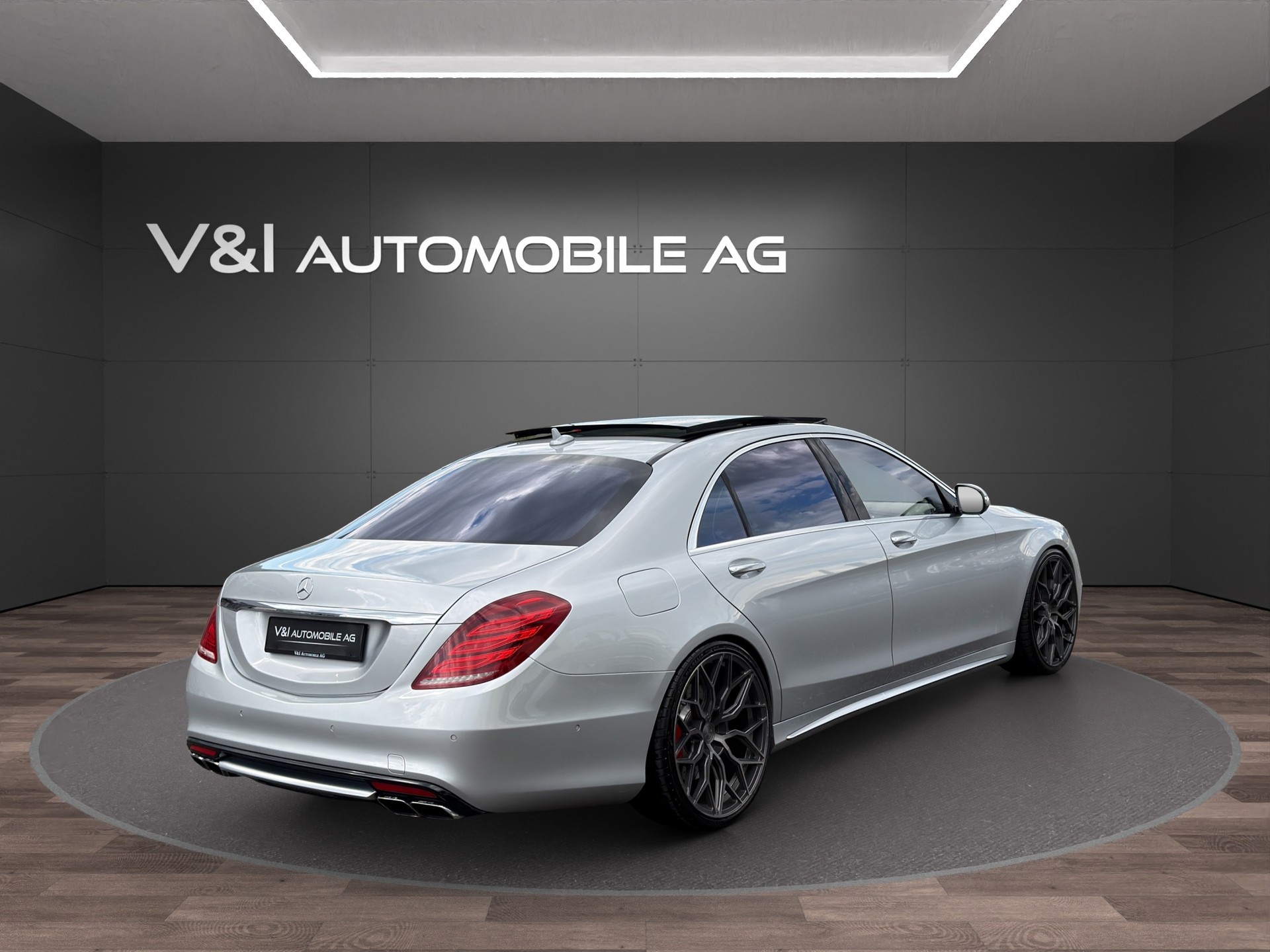 MERCEDES-BENZ S 63 AMG L 4Matic Speedshift MCT-showroom-element-3