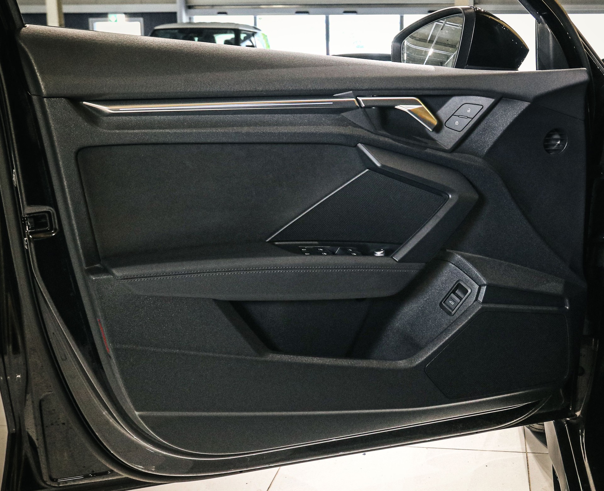 AUDI RS3 Sportback 2.5 TSI quattro S-tronic-image-22