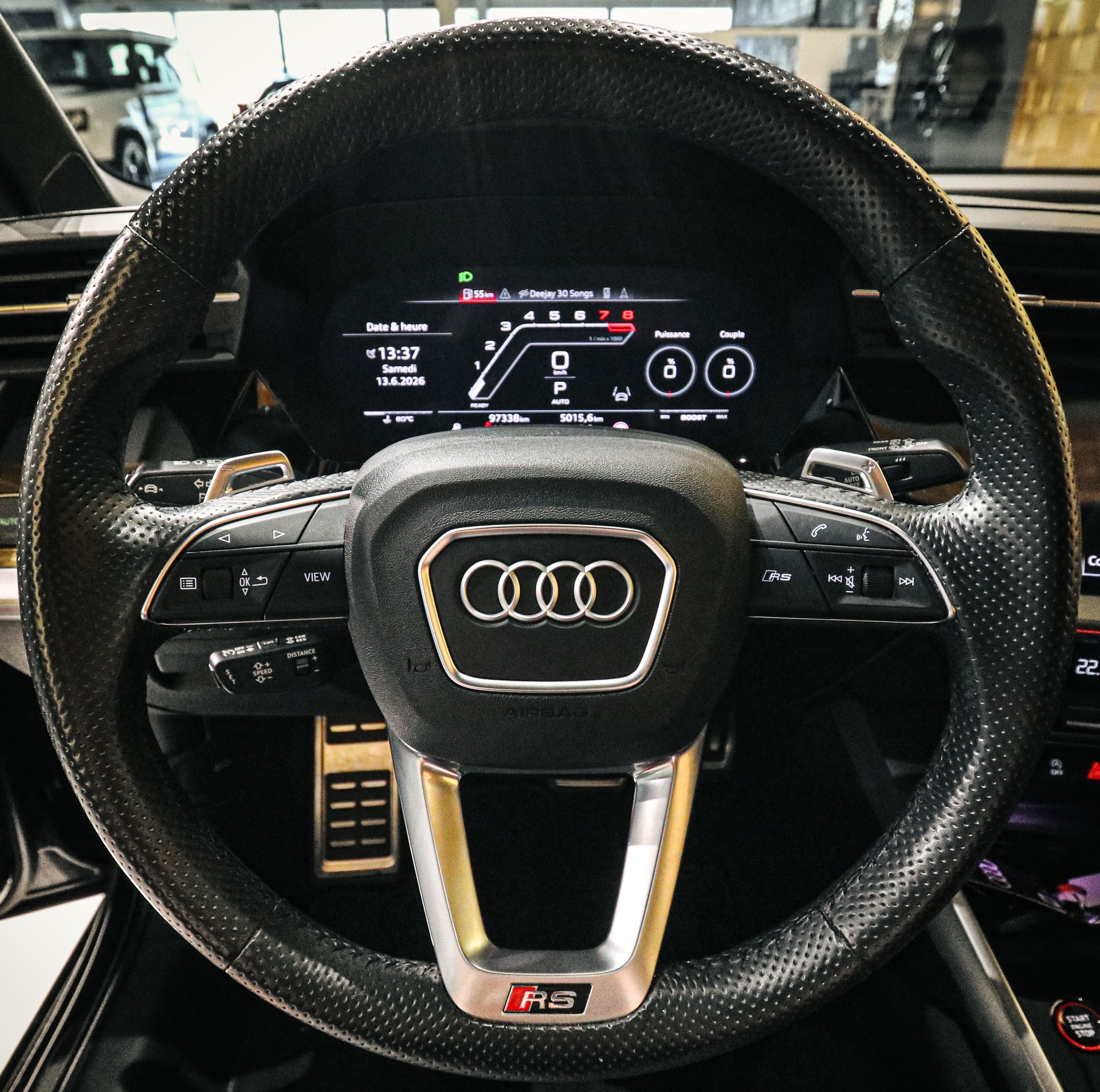 AUDI RS3 Sportback 2.5 TSI quattro S-tronic-image-13