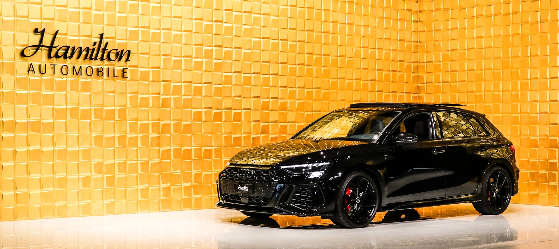 AUDI RS3 Sportback 2.5 TSI quattro S-tronic-image-1