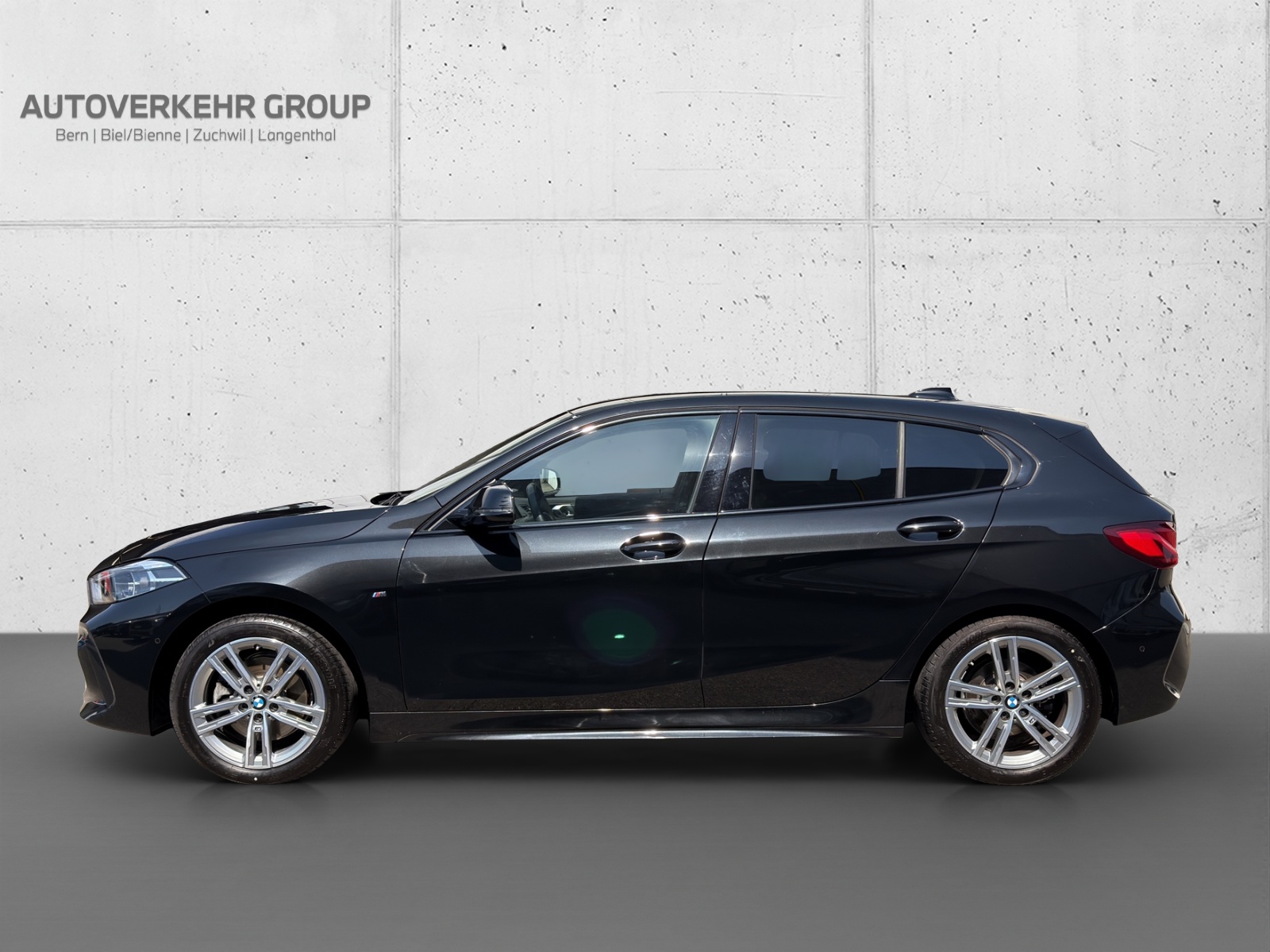 BMW 118i M Sport Steptronic-image-1