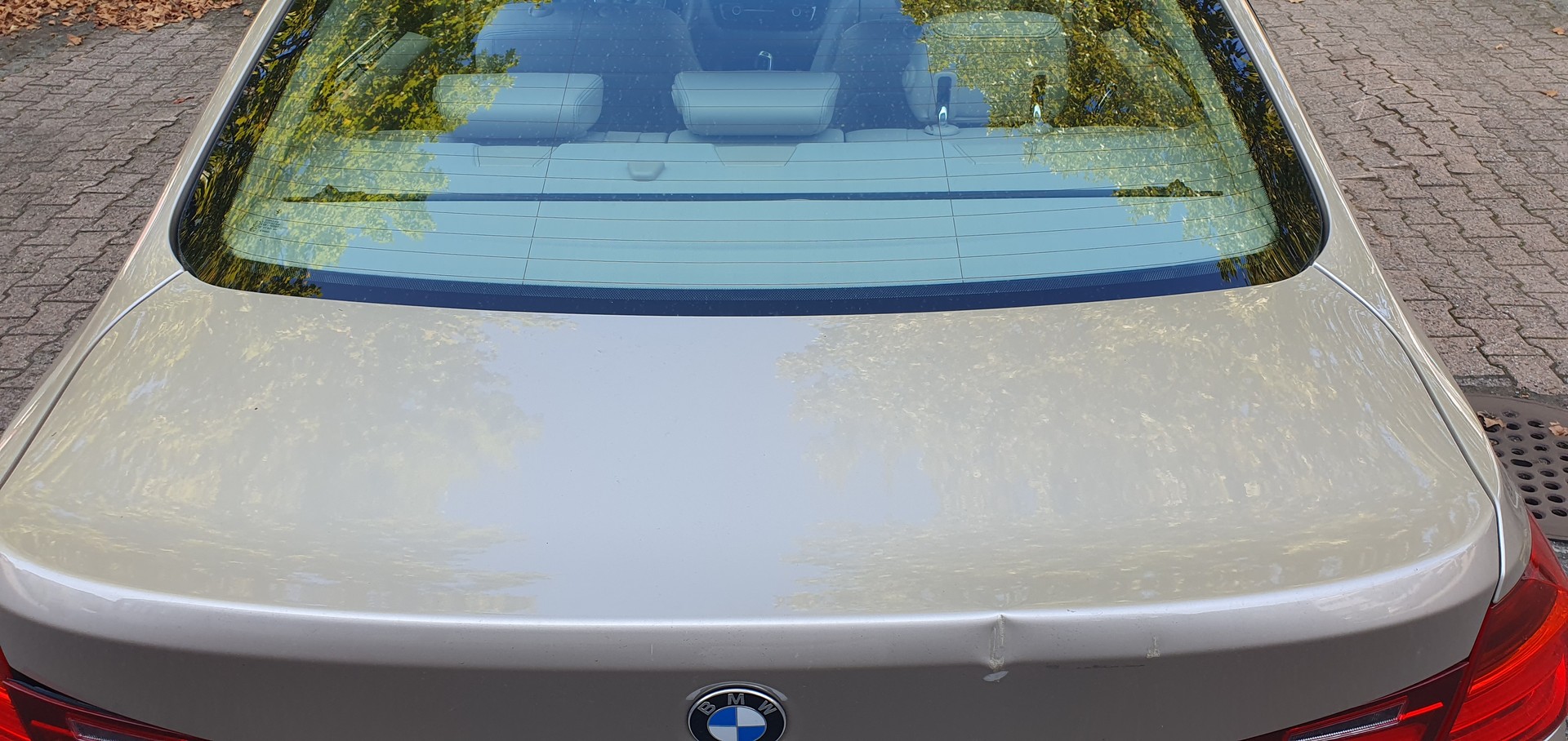 BMW 328i xDrive-image-4