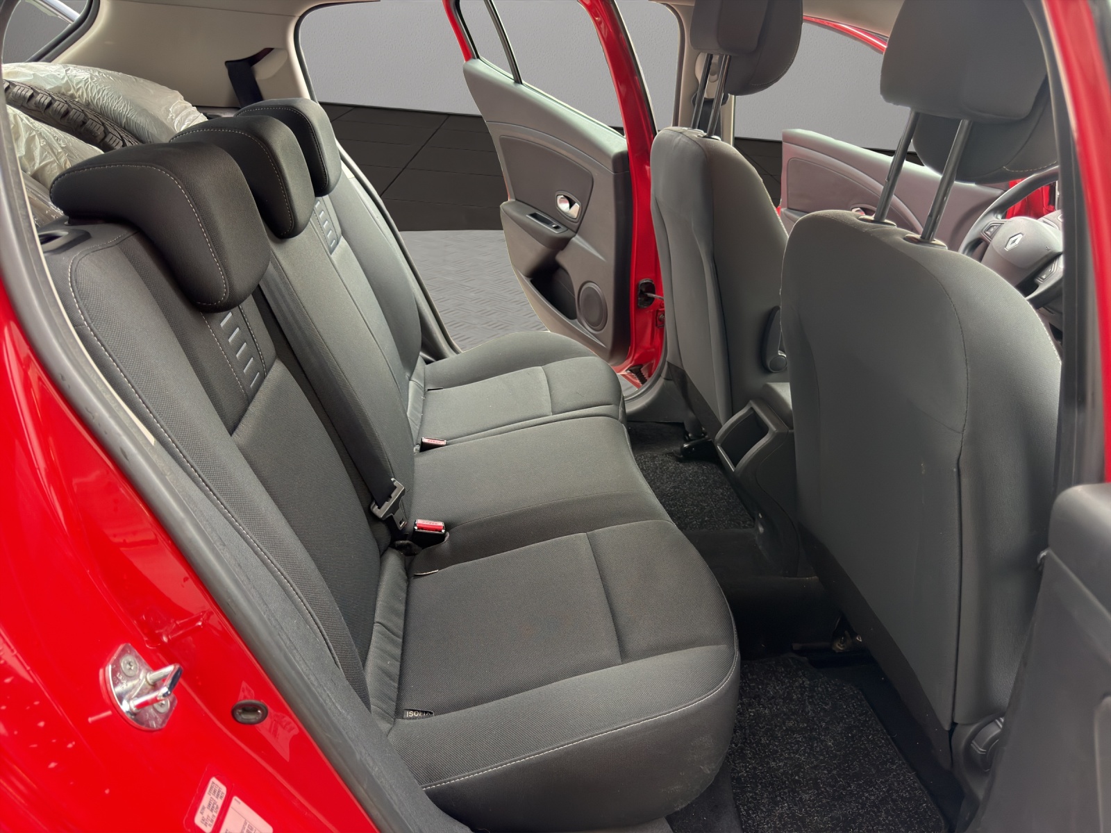 RENAULT Mégane 1.6 16V Expression-image-17