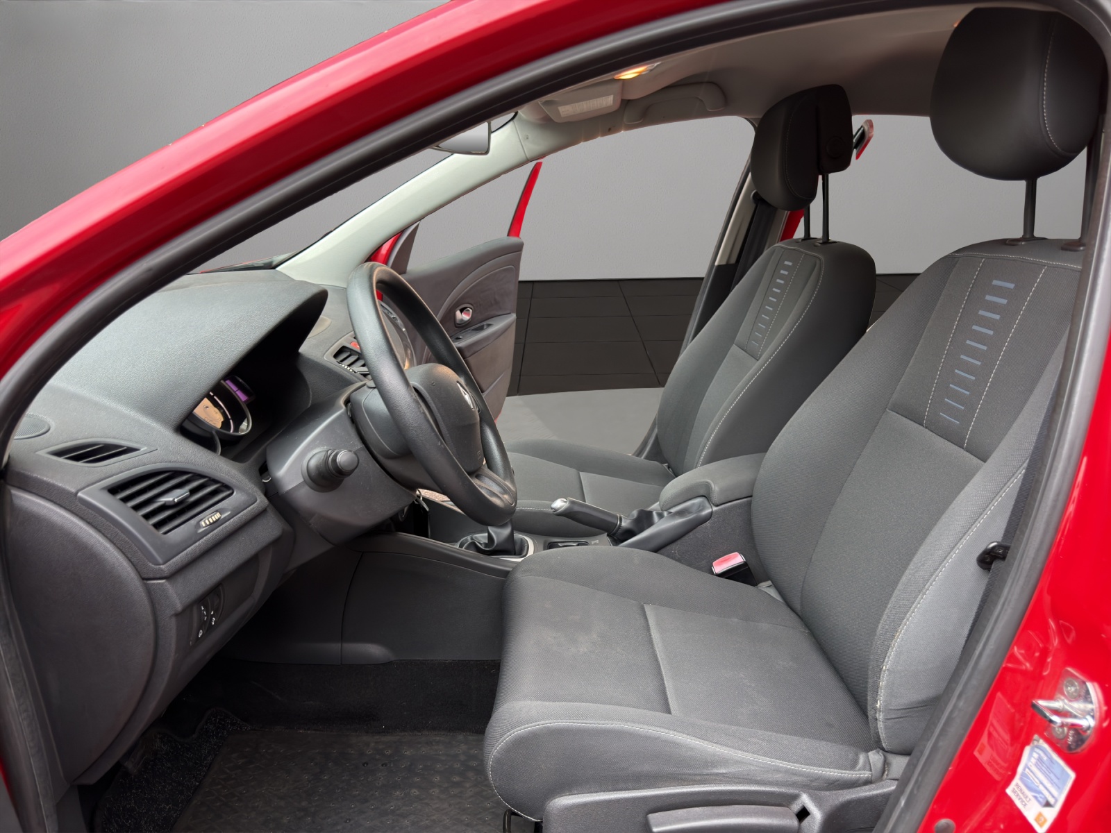 RENAULT Mégane 1.6 16V Expression-image-8