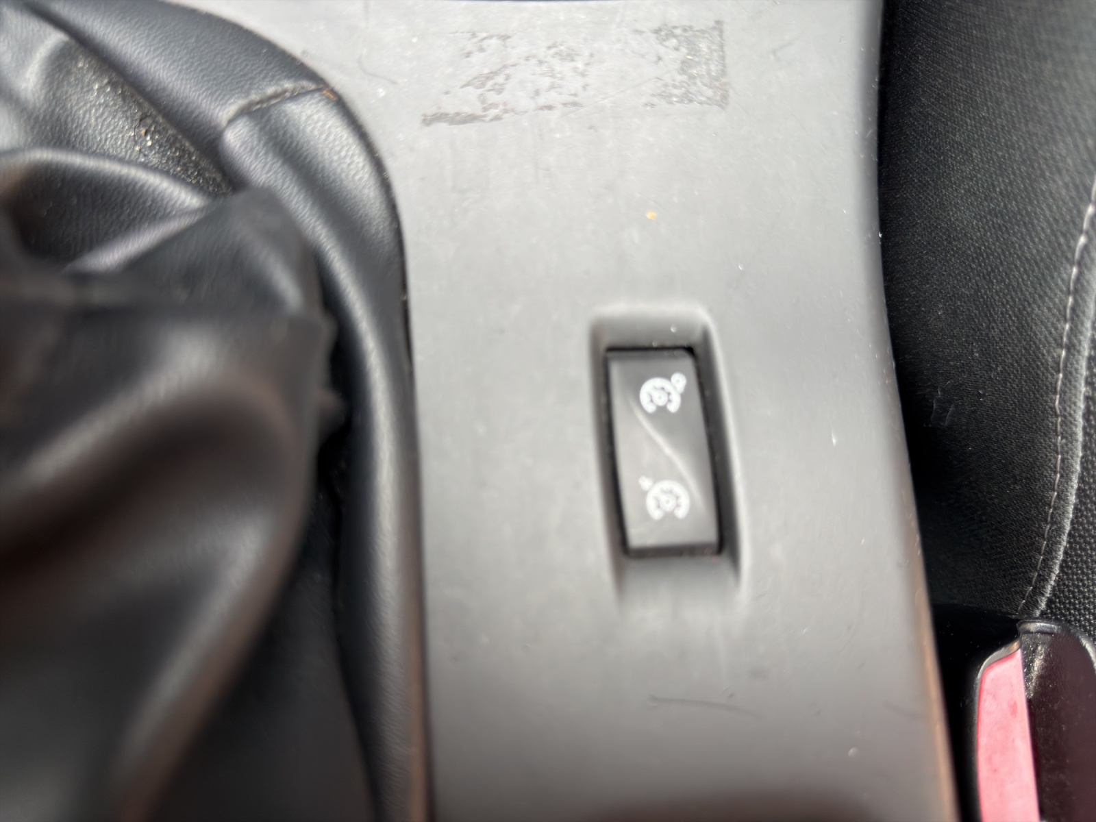 RENAULT Mégane 1.6 16V Expression-image-15