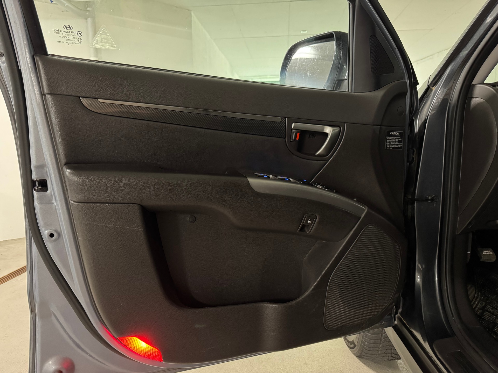 HYUNDAI Santa Fe 2.2 CRDI Swiss Plus Edition 4WD Automatic-image-14