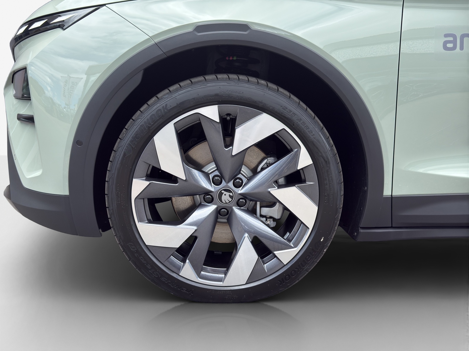 SKODA Elroq RS-image-14
