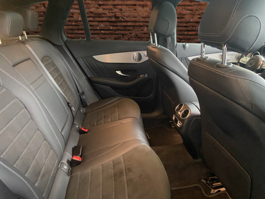 MERCEDES-BENZ GLC 300 d AMG Line 4Matic-image-12